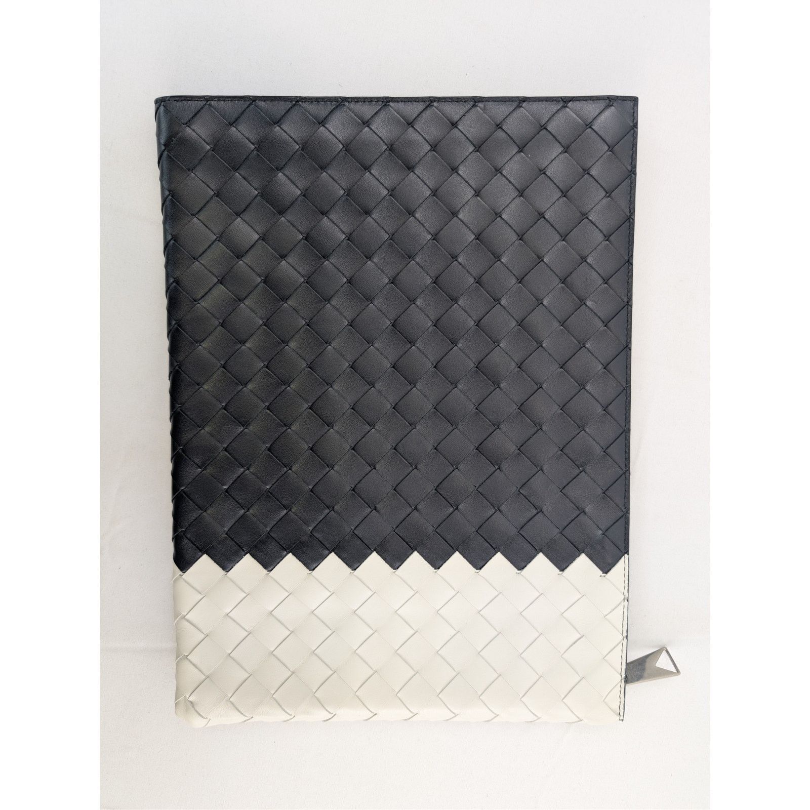 Bottega Veneta o1rshd1 Size: OS / Case Avenue Intreccio 15 BI/Avenue Wallet Size ONE SIZE - 2 Thumbnail