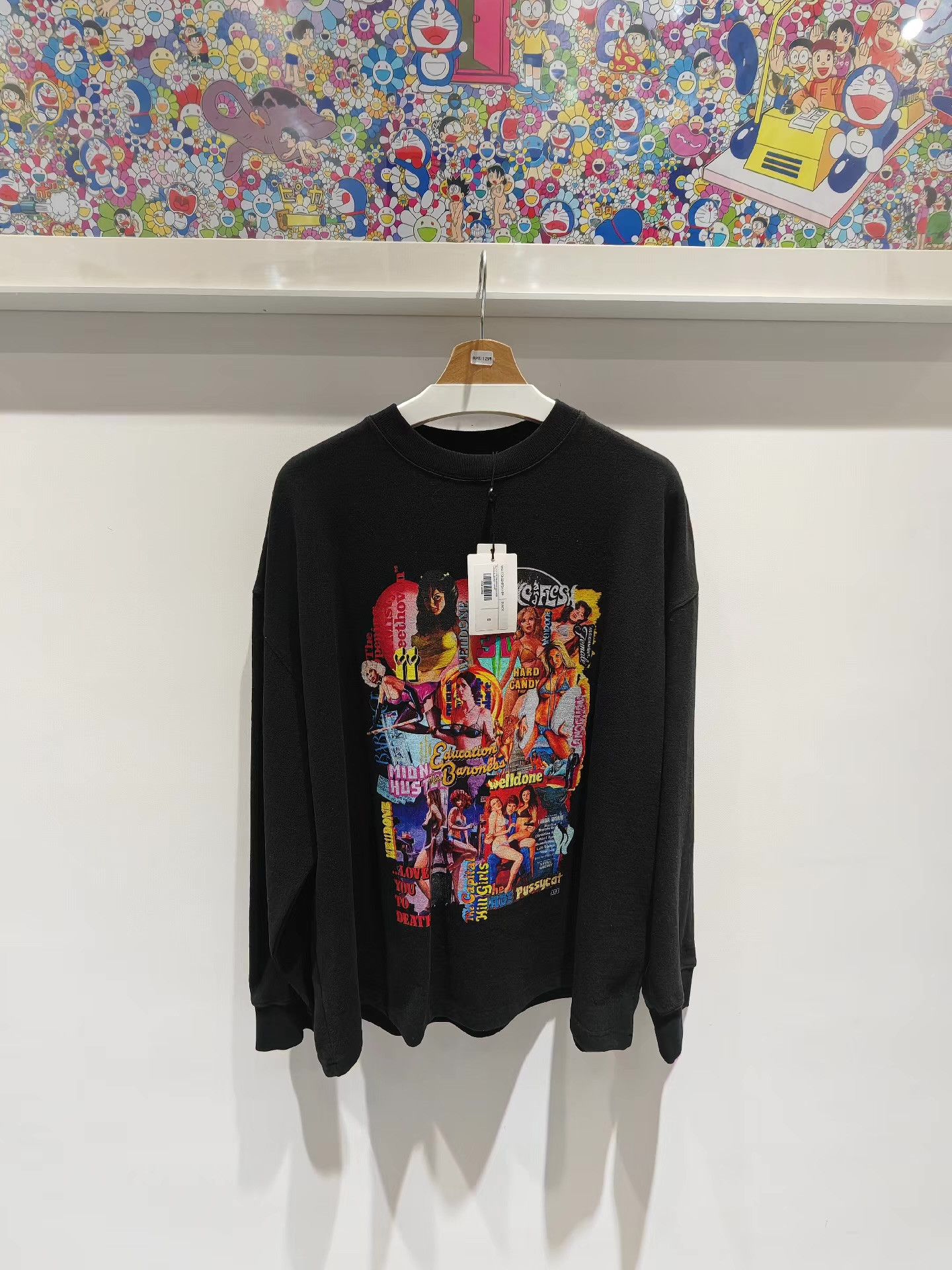 WE11DONE WE11DONE Cartoon Character Print CrewNeck LongSleeveTee Q15 Size US S / EU 44-46 / 1 - 1 Thumbnail