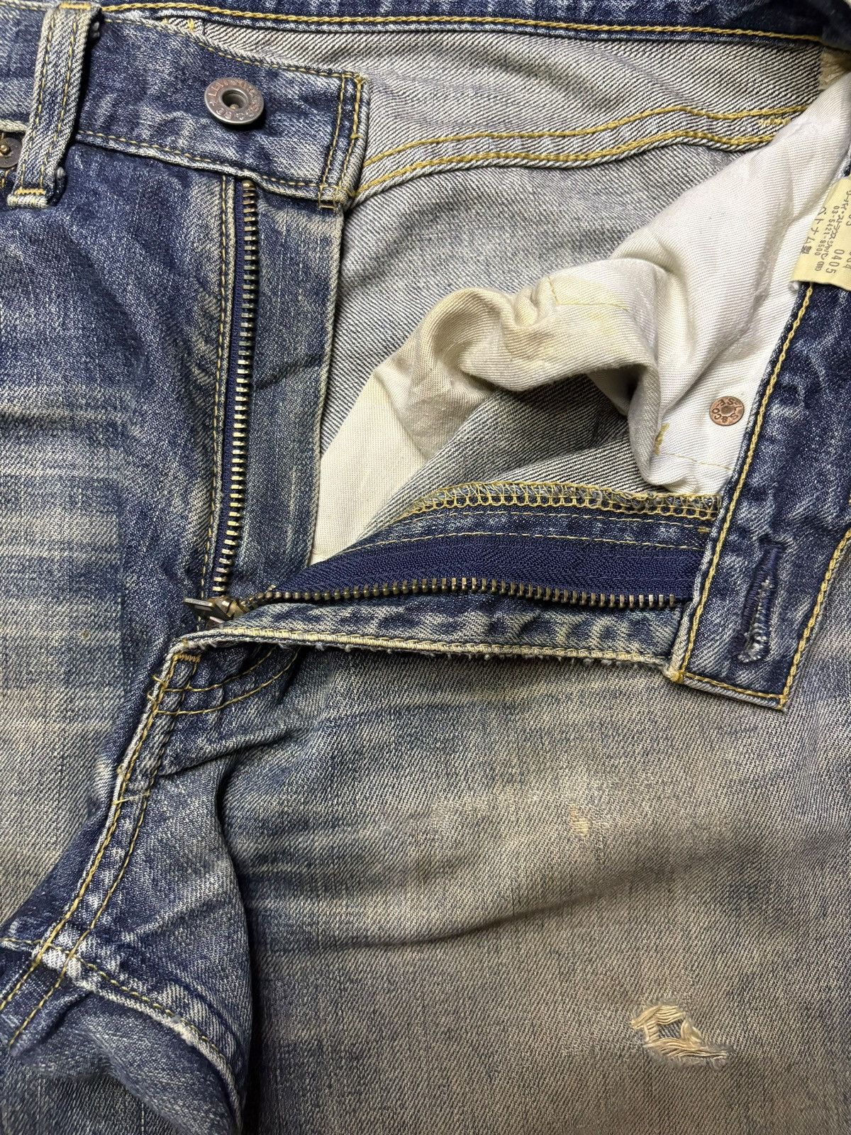 Levi's Vintage 90s Levis 502 Rusty Mud Wash Distressed Loose Jeans Size US 29 - 9 Thumbnail