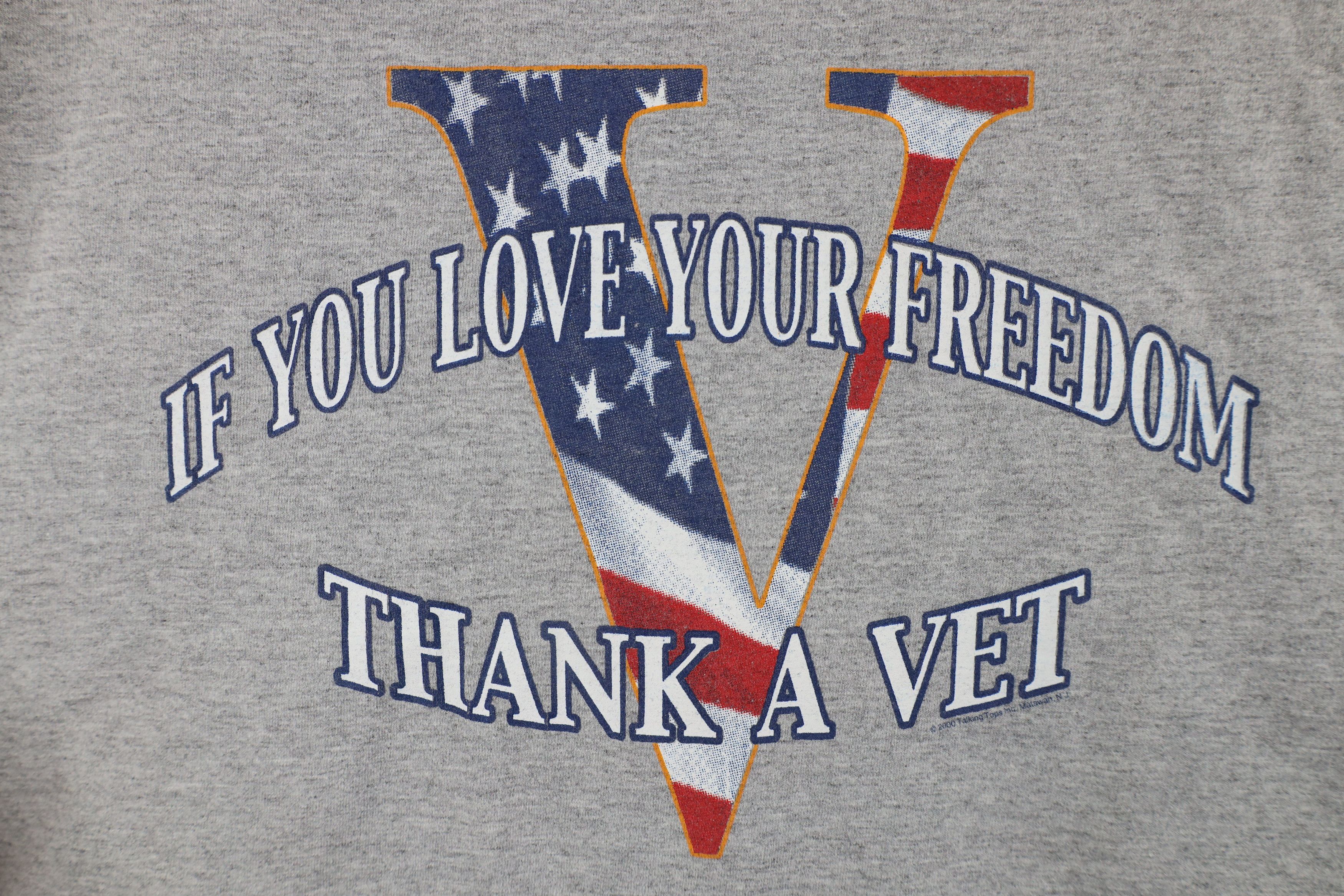 Vintage Vintage Y2K 2000 Love Your Freedom Thank A Vet T-Shirt Gray Size US L / EU 52-54 / 3 - 4 Thumbnail