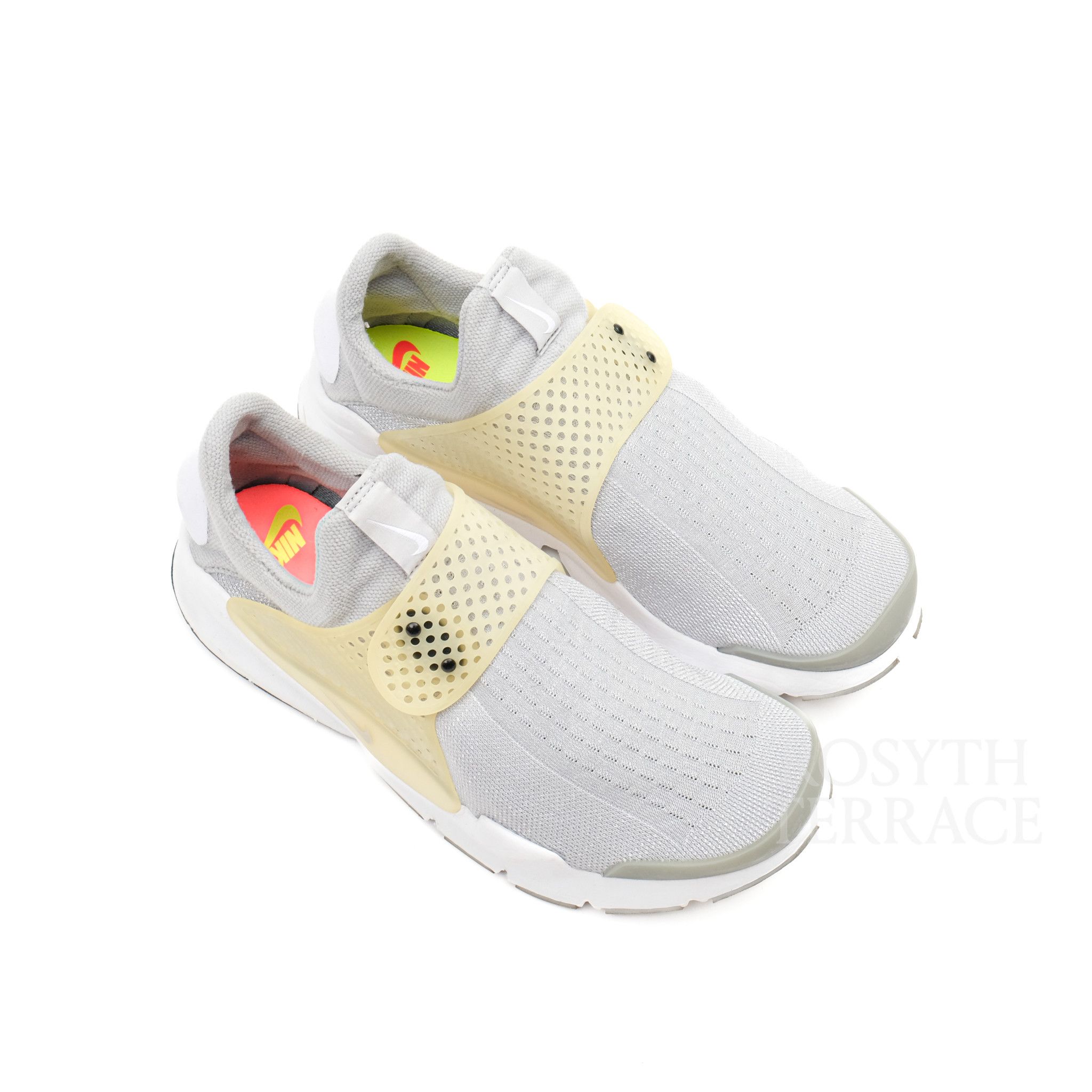 Nike 【NIKE / SOCK DART SP / US9】 Size US 9 / EU 42 - 1 Thumbnail