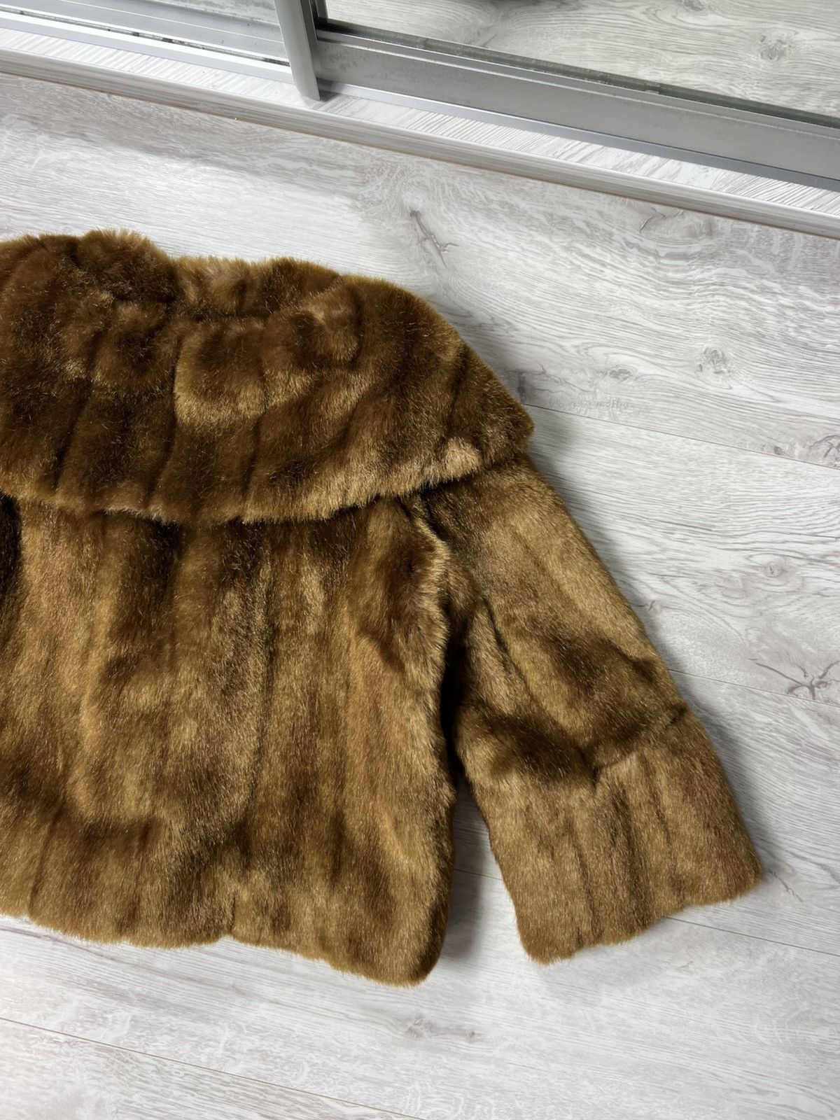 Sandro Sandro Paris Faux Fur Cropped Jacket Brown Short Coat Size M Size M / US 6-8 / IT 42-44 - 14 Thumbnail