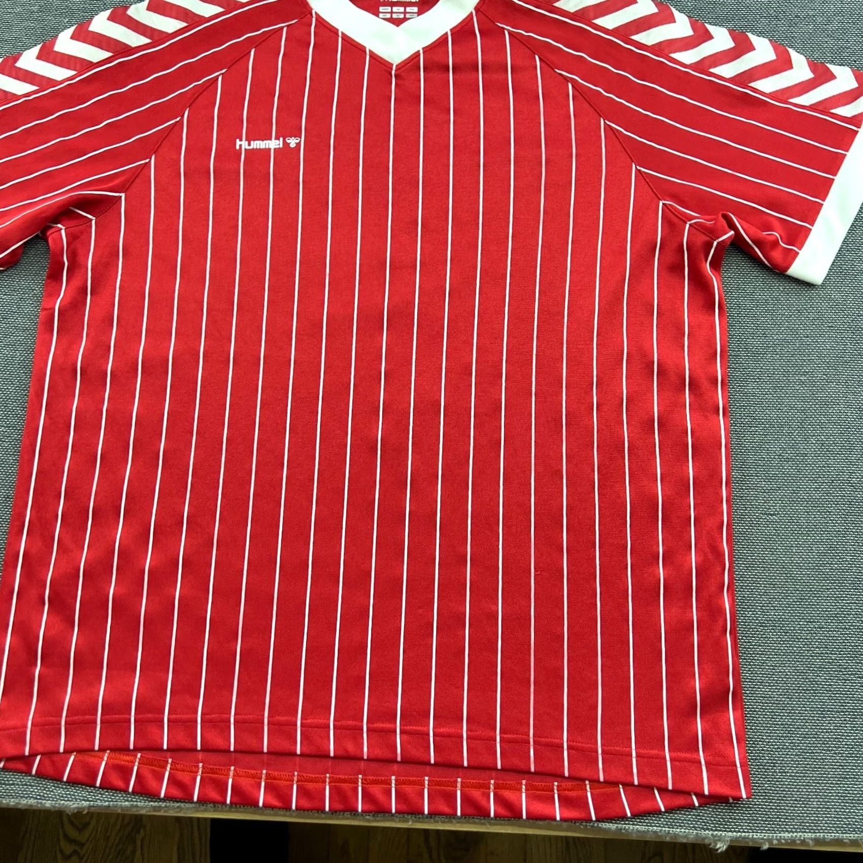 Hummel Hummel Denmark 1982 1983 Home Simonsen #9 Football Retro Jersey Mens 2XL Multicolor Shirt Size US XXL / EU 58 / 5 - 3 Thumbnail