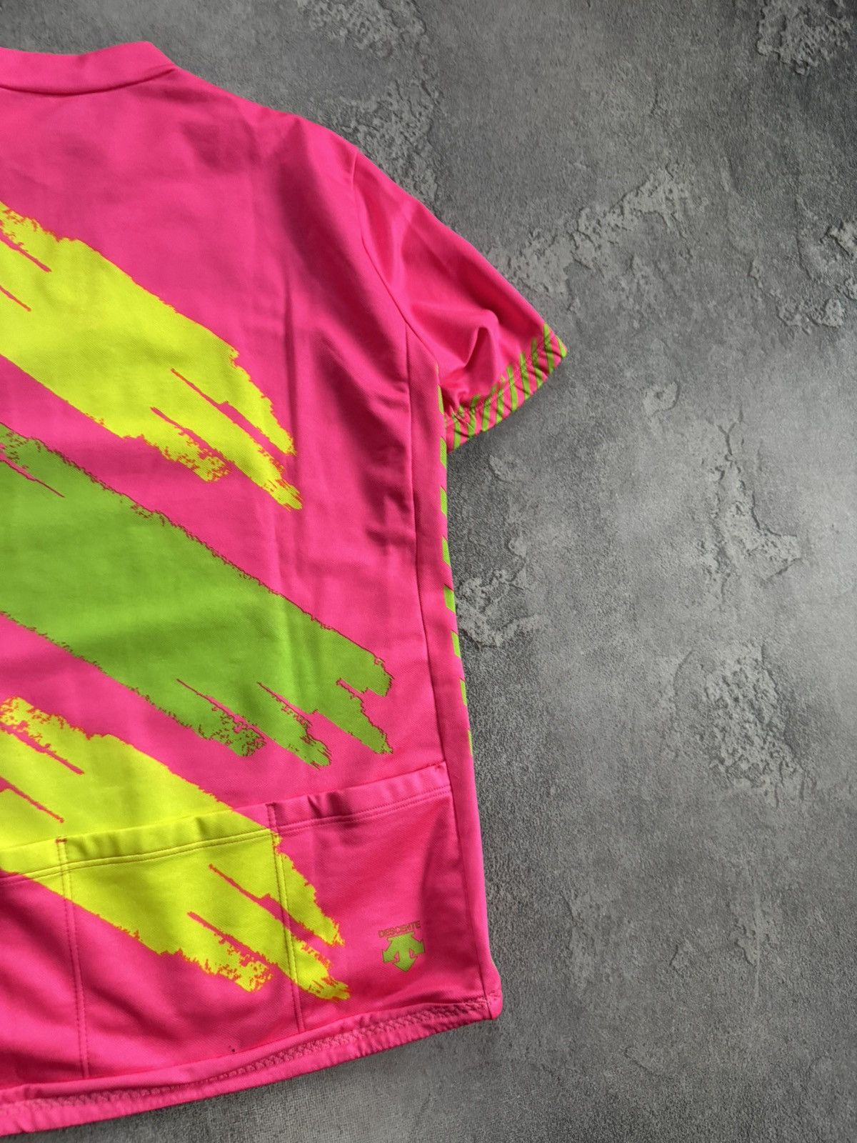 Vintage Descente XL all printed vintage cycling jersey tee T-shirt Size US XL / EU 56 / 4 - 15 Thumbnail