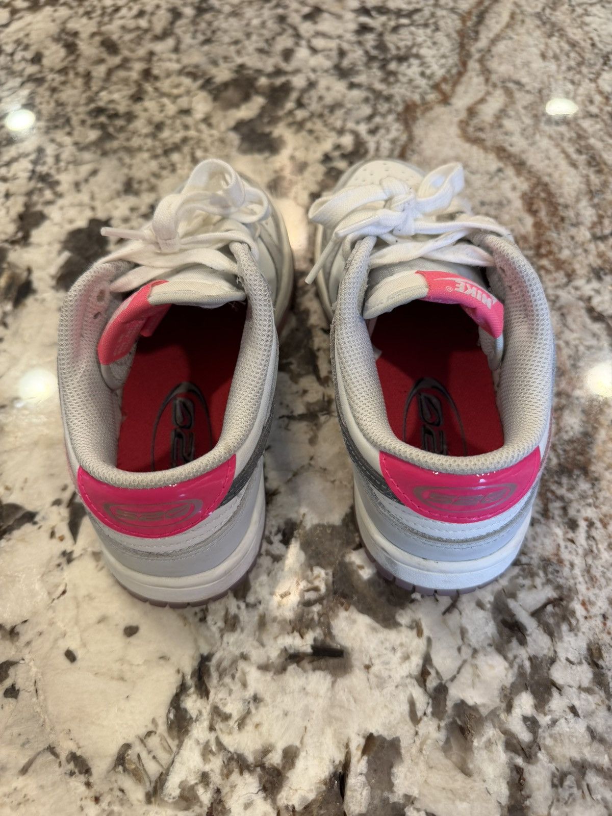 Nike Nike Dunk low Summit White/Pink Foam Size US 5 / IT 35 - 3 Thumbnail
