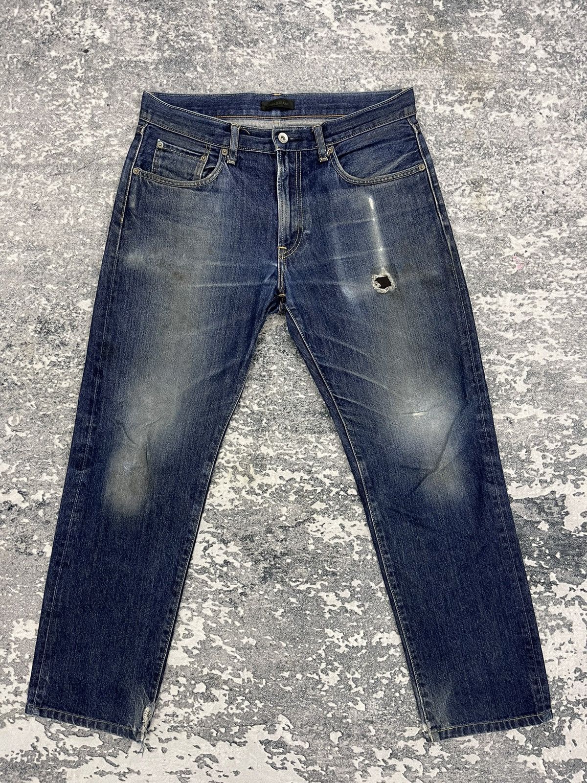 Uniqlo Uniqlo Kaihara Distressed Denim Size US 33 - 1 Thumbnail