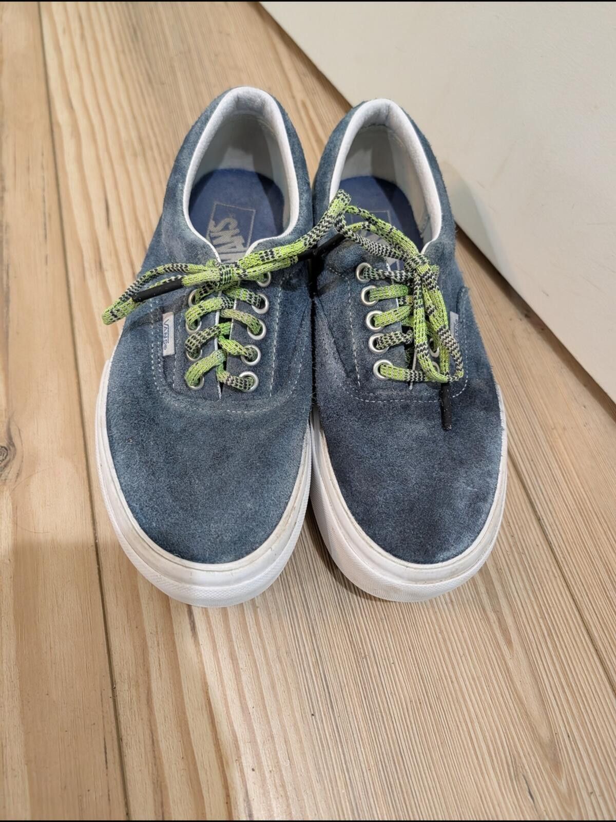 Vans Vans Blue Suede Low-Top Sneakers with Lime Green Laces Size US 8 / IT 38 - 3 Thumbnail