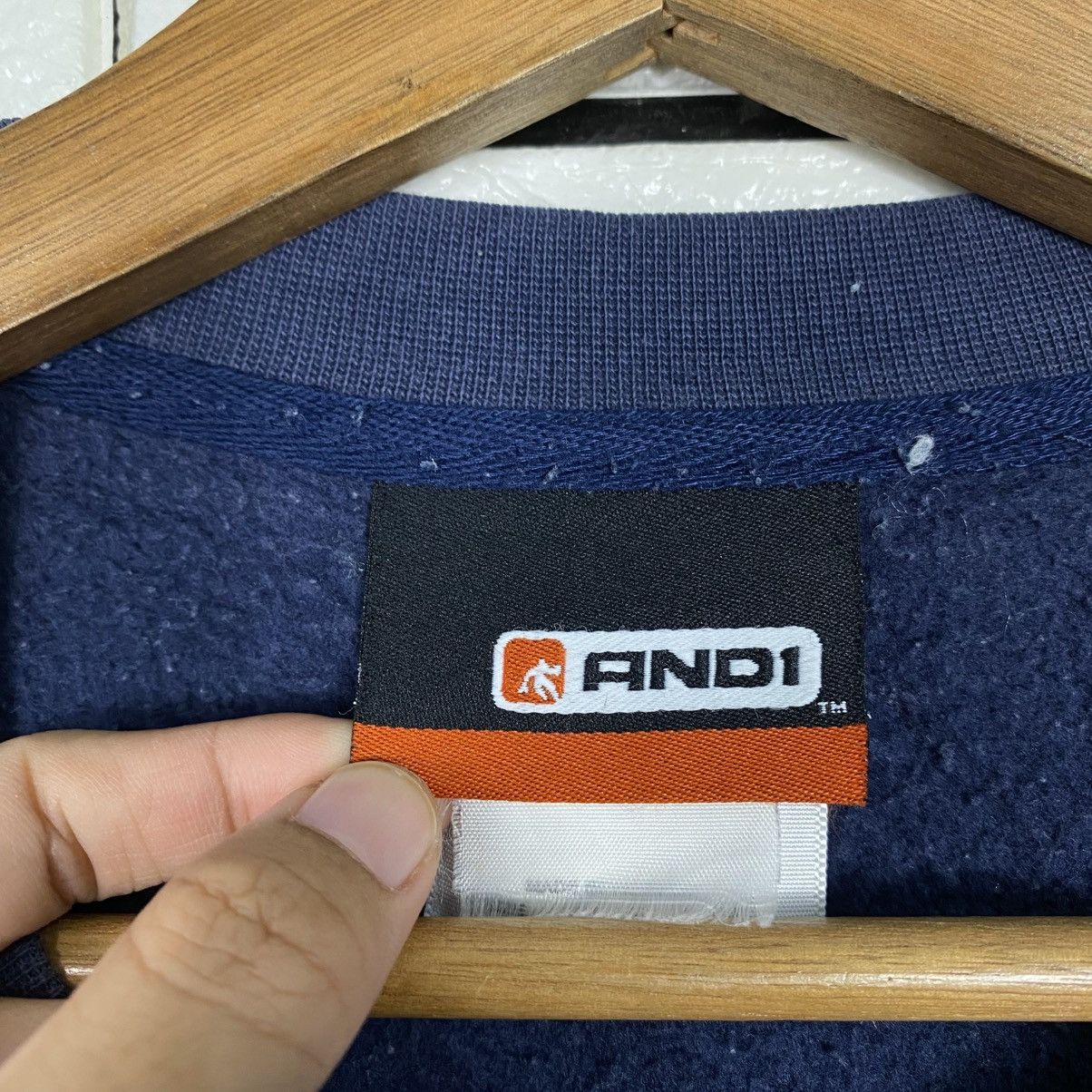 Japanese Brand Vintage Sweatshirt And1 Basketball Style Size US M / EU 48-50 / 2 - 14 Thumbnail