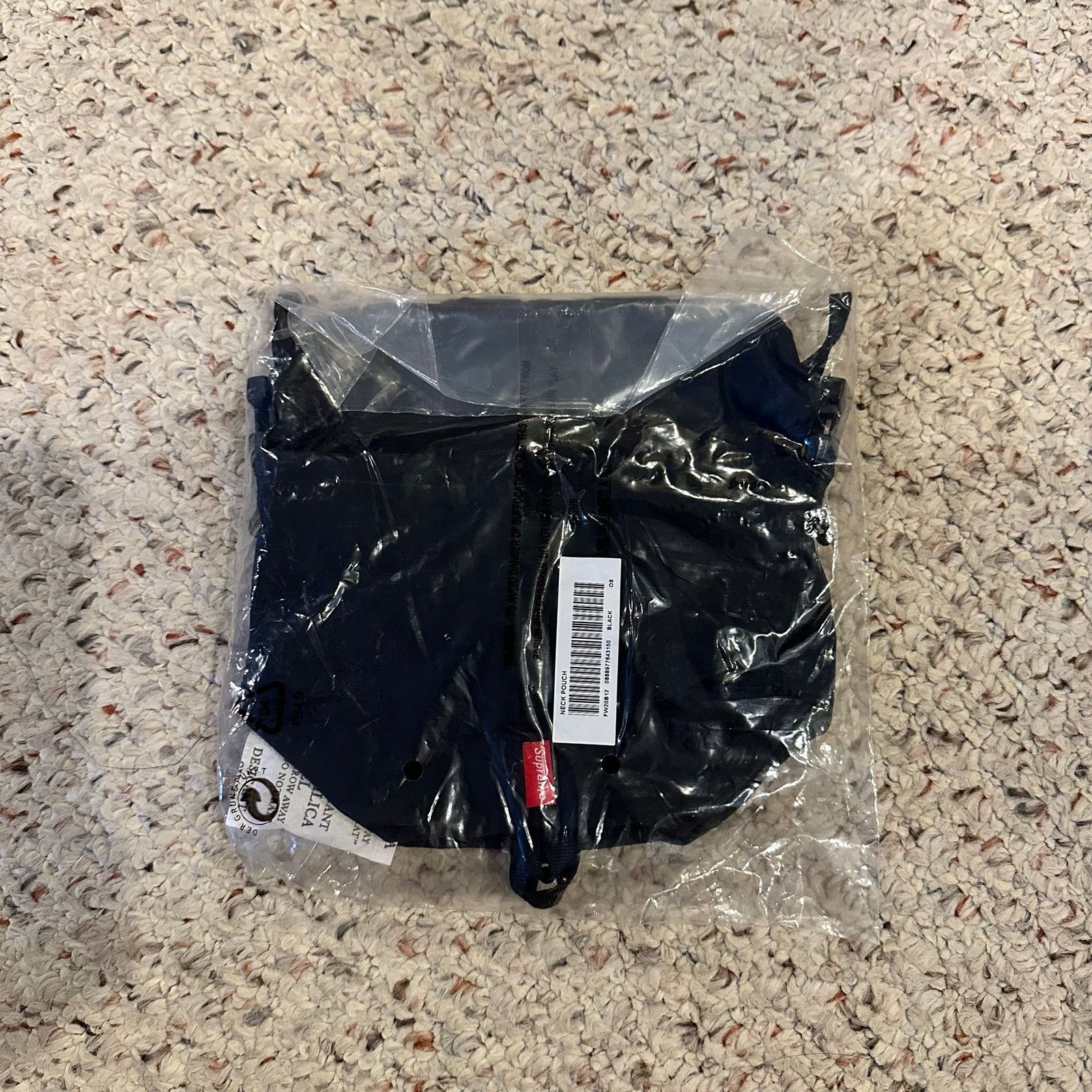 Supreme Supreme Neck Pouch Side Bag Black Summer Shoulder Small NEW Size ONE SIZE - 5 Thumbnail