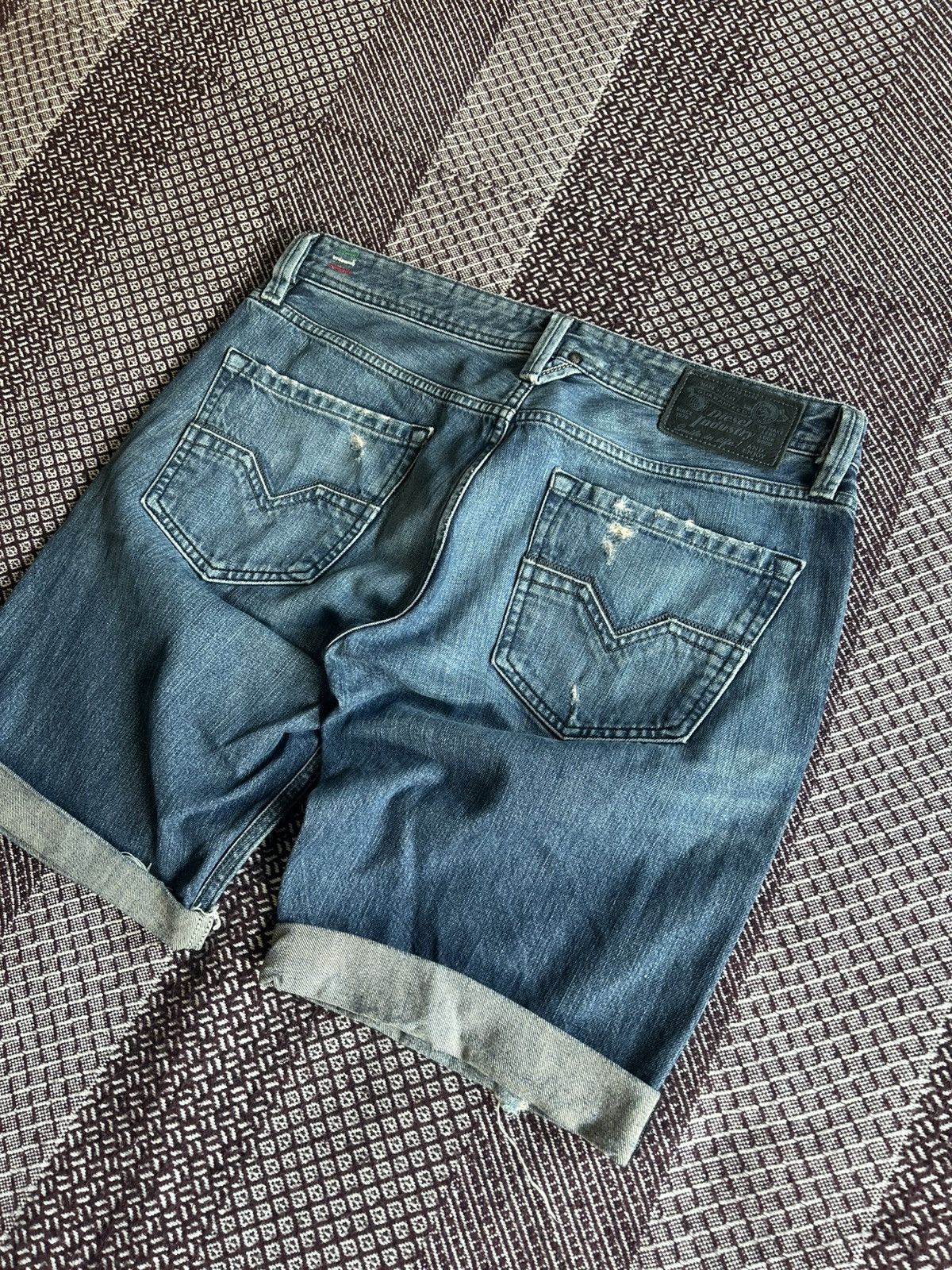 Vintage Vintage Diesel Larkee Denim Shorts Faded Japanese Size 32x34 Size US 32 / EU 48 - 2 Thumbnail