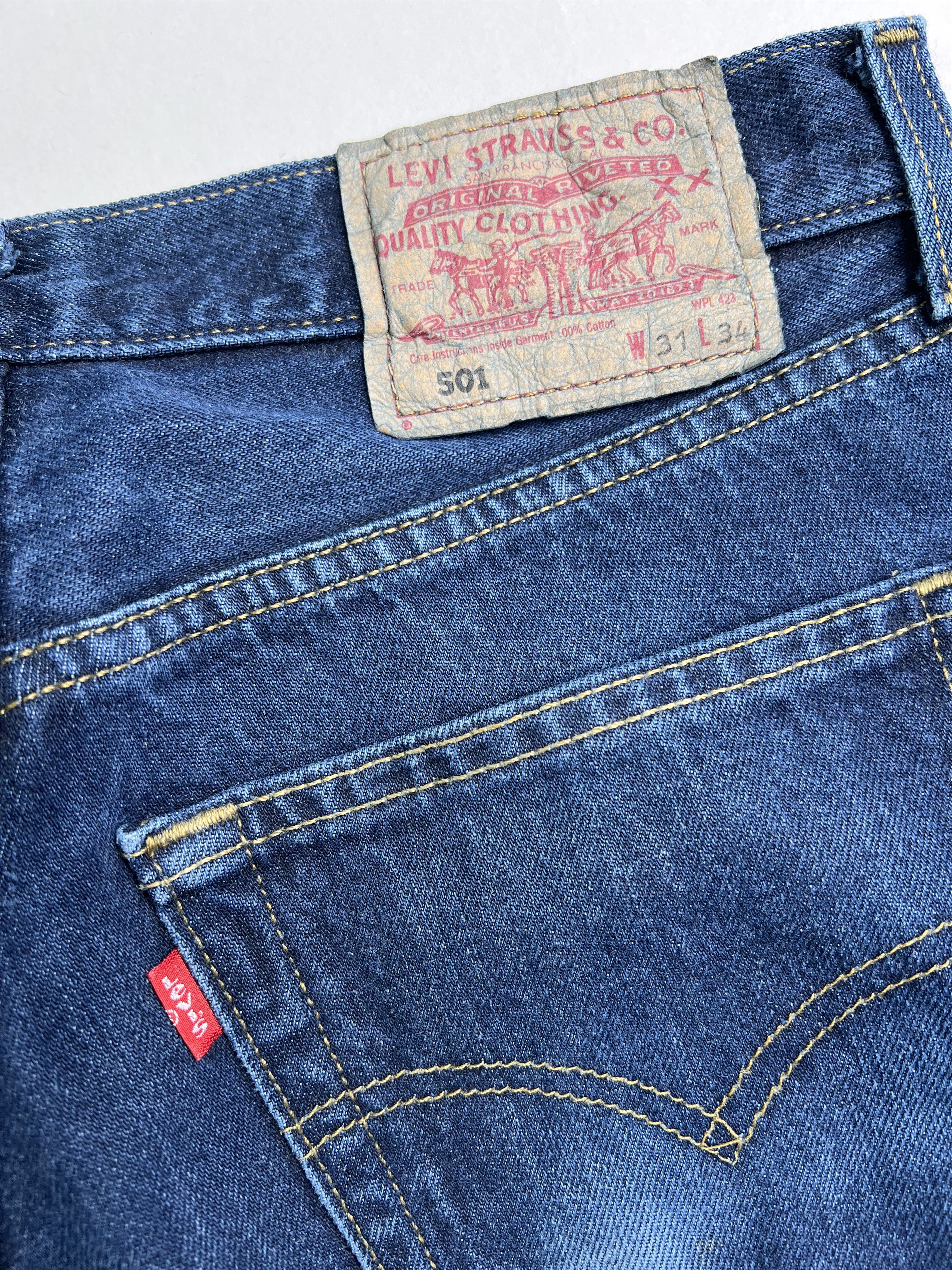 Levi's × Levi's Vintage Clothing × Vintage Levis 501 Vintage Dark Wash Jeans Made In Usa W31 Size US 31 - 8 Thumbnail