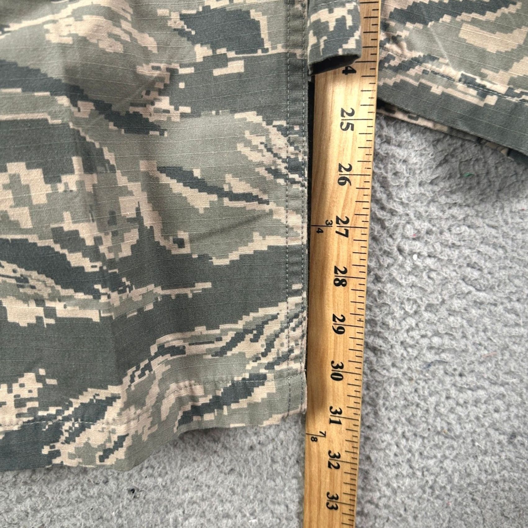 Vintage USAF Desert Digital Camo Pants Mens 29X31 Green Tan Tiger Stripe Cargo Military Baggy Workwear Casual Shirt? Size US 29 - 7 Thumbnail