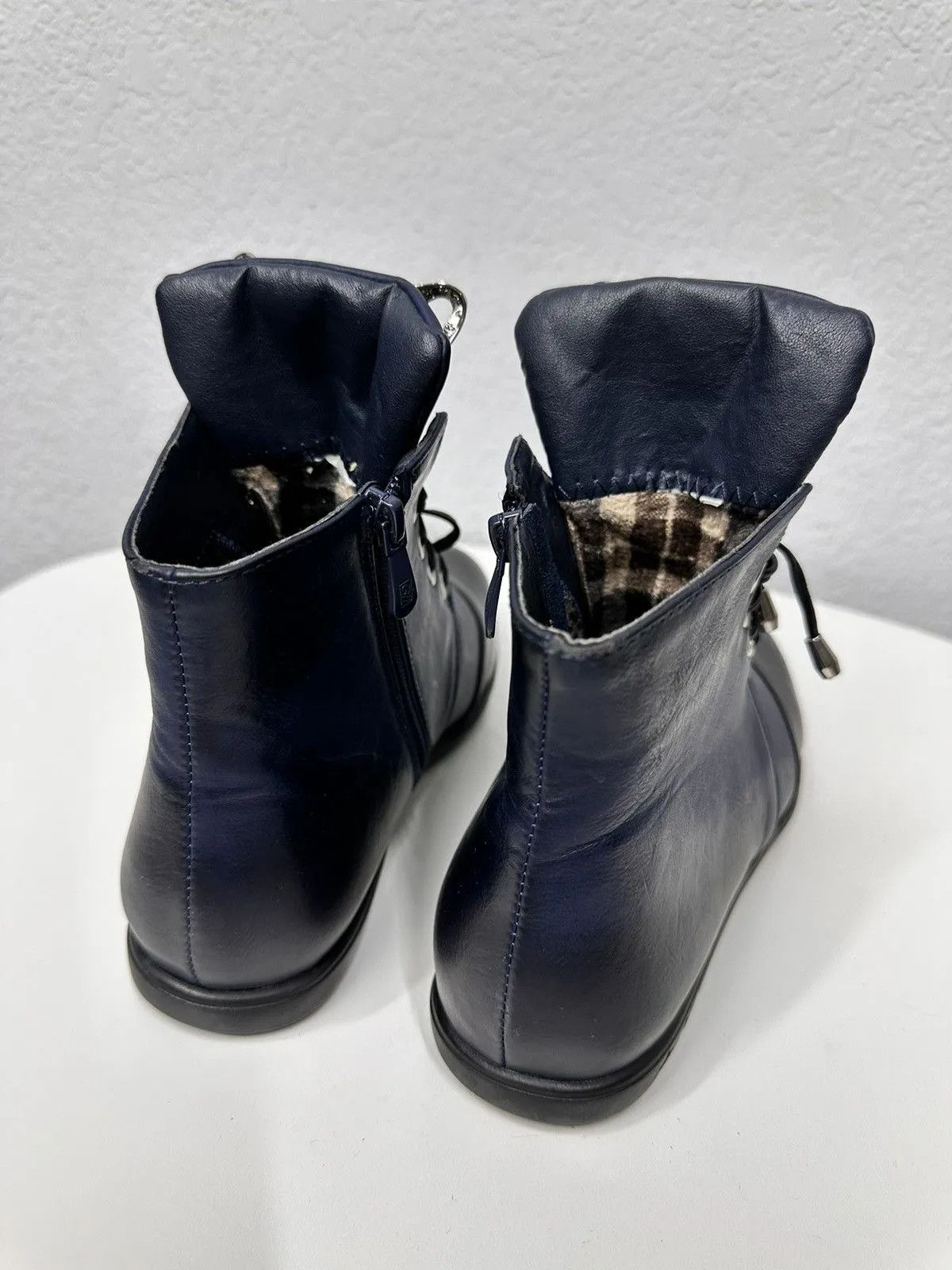If Six Was Nine Blue leather femme ankle boots big metal panther logo Size US 8 / IT 38 - 10 Thumbnail