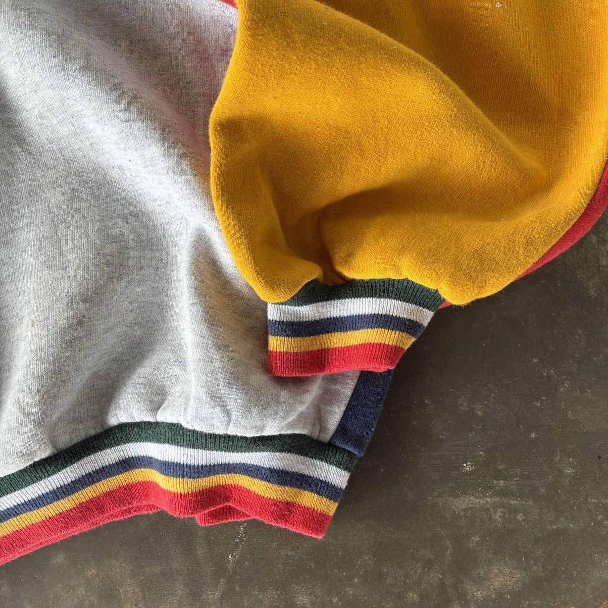 Other VINTAGE 90s SOUTHWESTERN MICHIGAN COLLEGE Size US XL / EU 56 / 4 - 3 Thumbnail