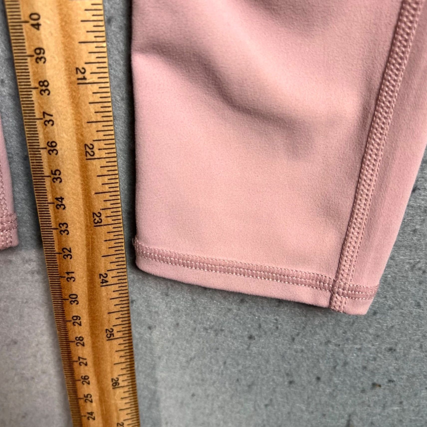 Fabletics Fabletics Womens Leggings XS Pink Athletic Running Gym Yoga Size 26" / US 2 / IT 38 - 7 Thumbnail