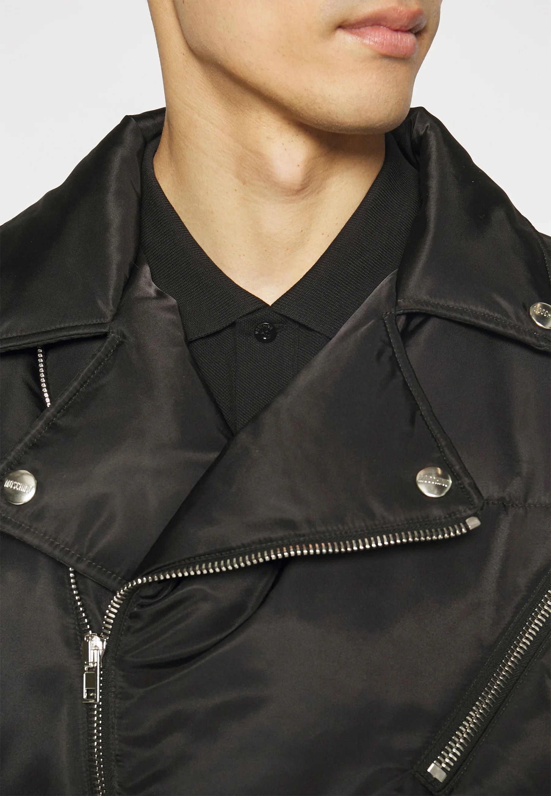 Moschino o1y0225 Shell Jacket in Black Size US L / EU 52-54 / 3 - 2 Thumbnail