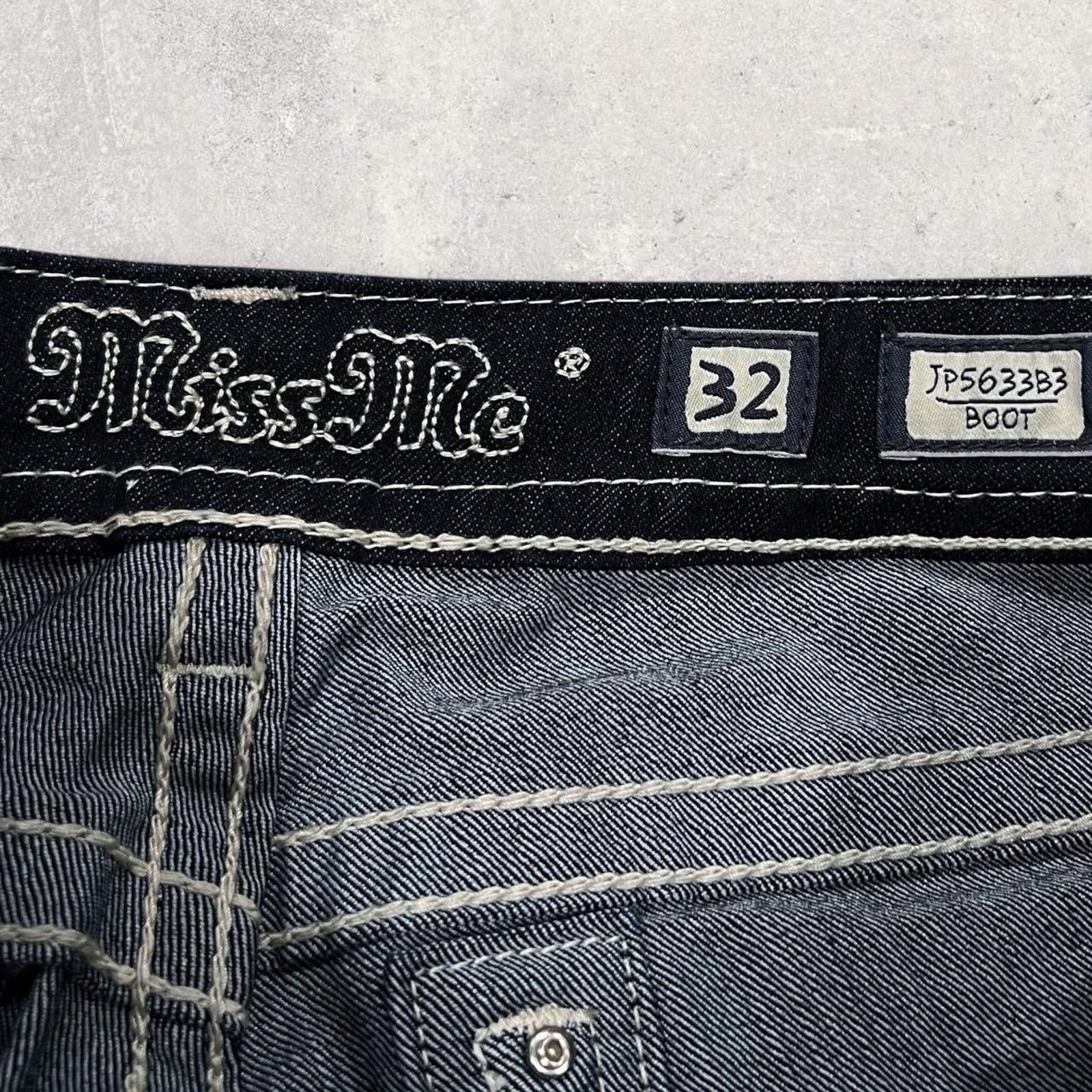 Miss Me Miss Me (Y2K) Dark Bootcut Jeans w/ Rhinestone Cross Design Size 32" / US 10 / IT 46 - 4 Thumbnail