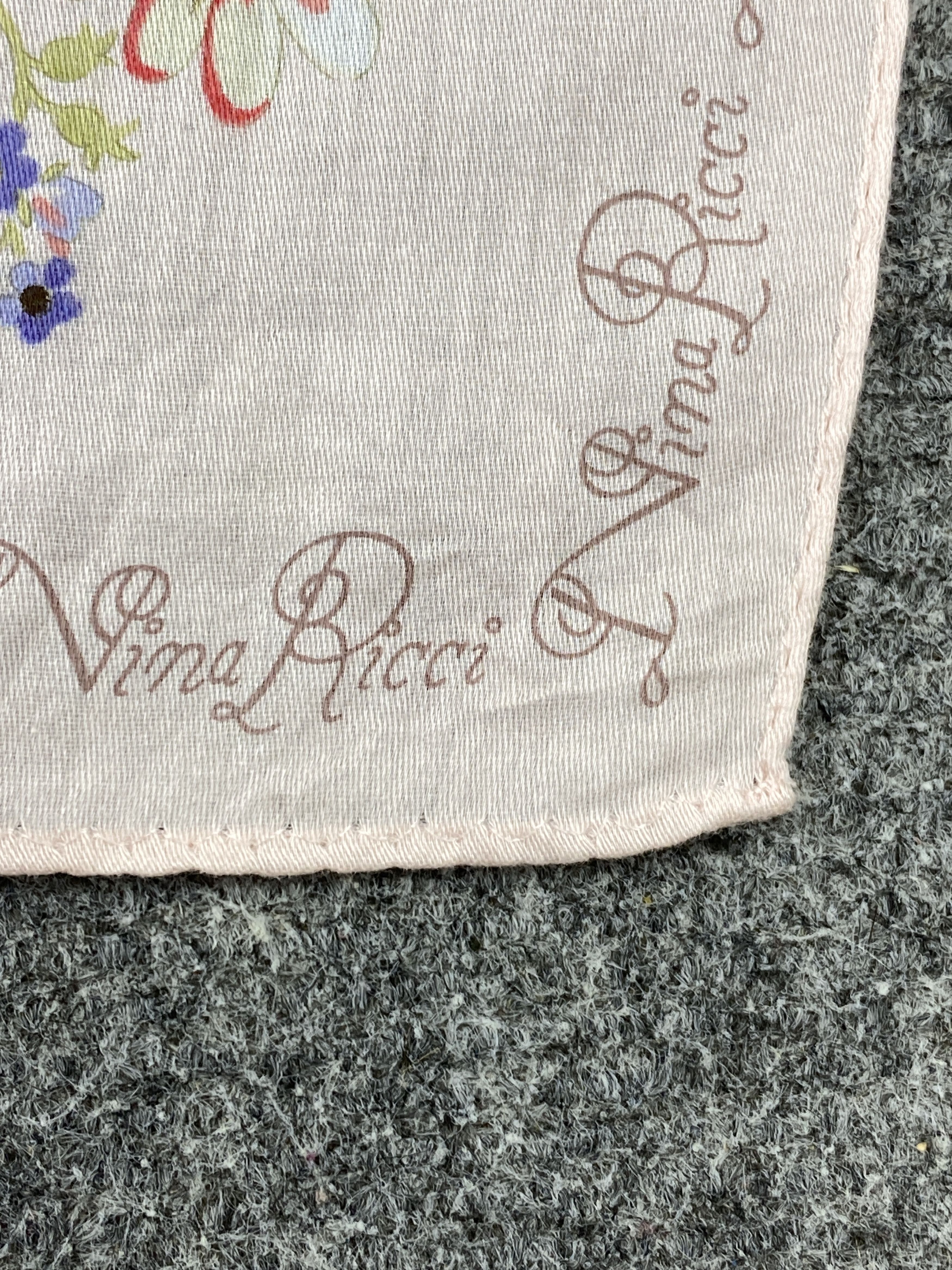 Other Vintage Nina Ricci Handkerchief Neckerchief HKC1159 Size ONE SIZE - 6 Thumbnail