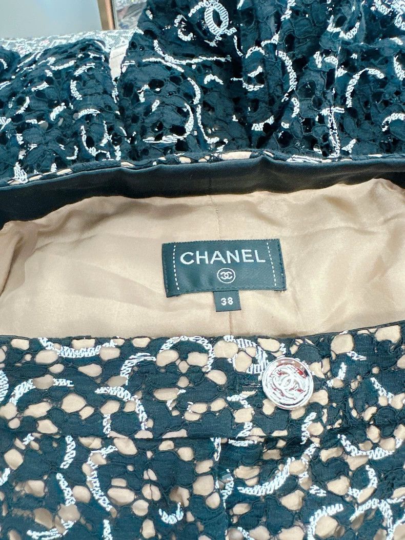 Chanel Chanel 22A high-end handicraft lace hollow trousers Size 25" / US 0 / IT 36 - 3 Thumbnail