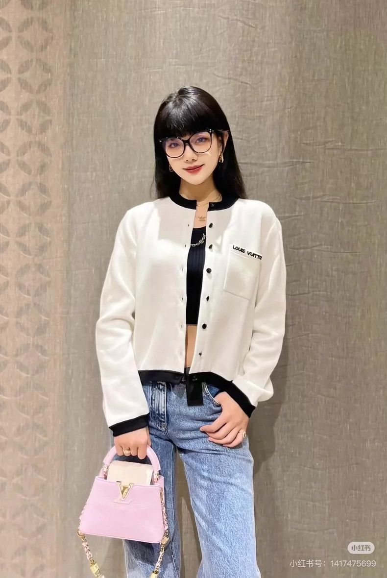 Louis Vuitton Louis Vuitton 24 black and white contrast knit jacket Size S / US 4 / IT 40 - 8 Thumbnail