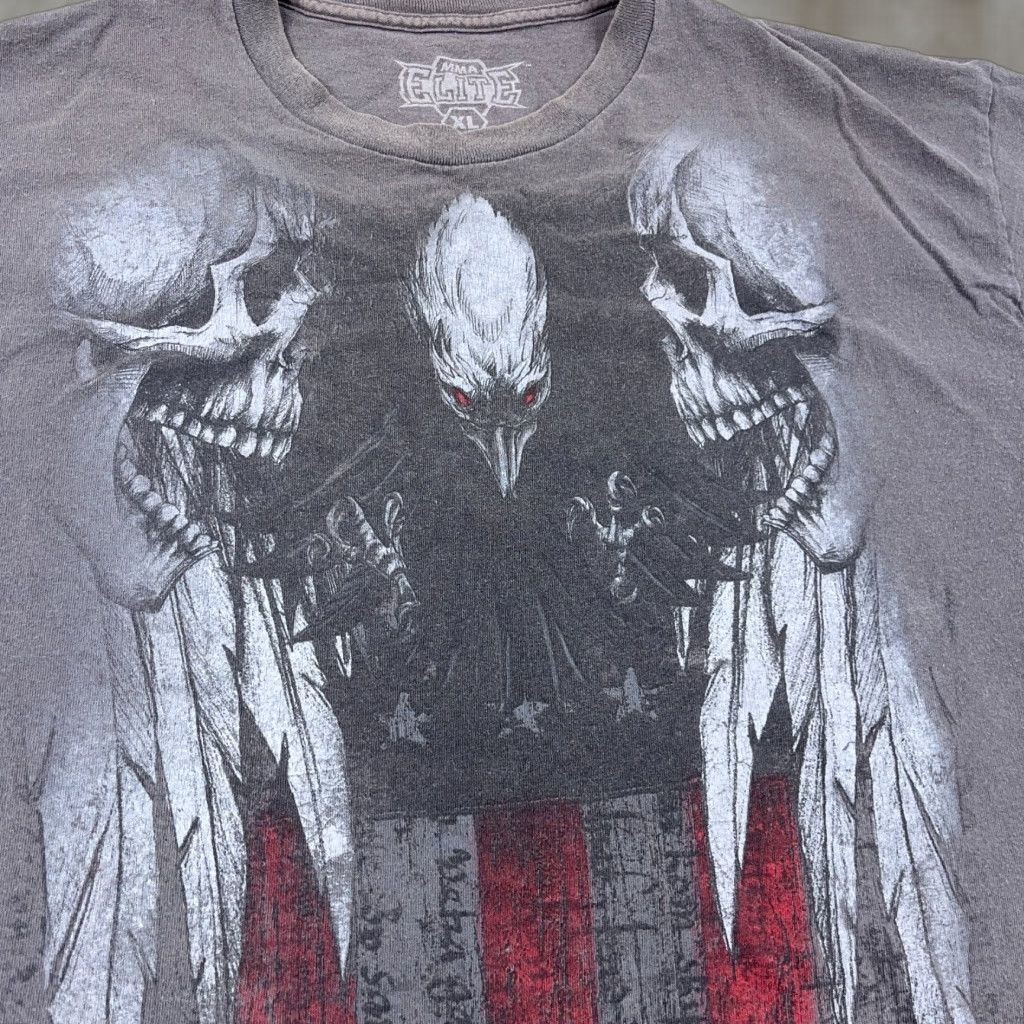Vintage Vintage MMA Elite Shirt Men XL Gray Skull Eagle Crow Wings Grunge Goth Adult MMA Elite Shirt Men XL Gray Skull Eagle Crow Wings Grunge Goth B Size US XL / EU 56 / 4 - 1 Thumbnail