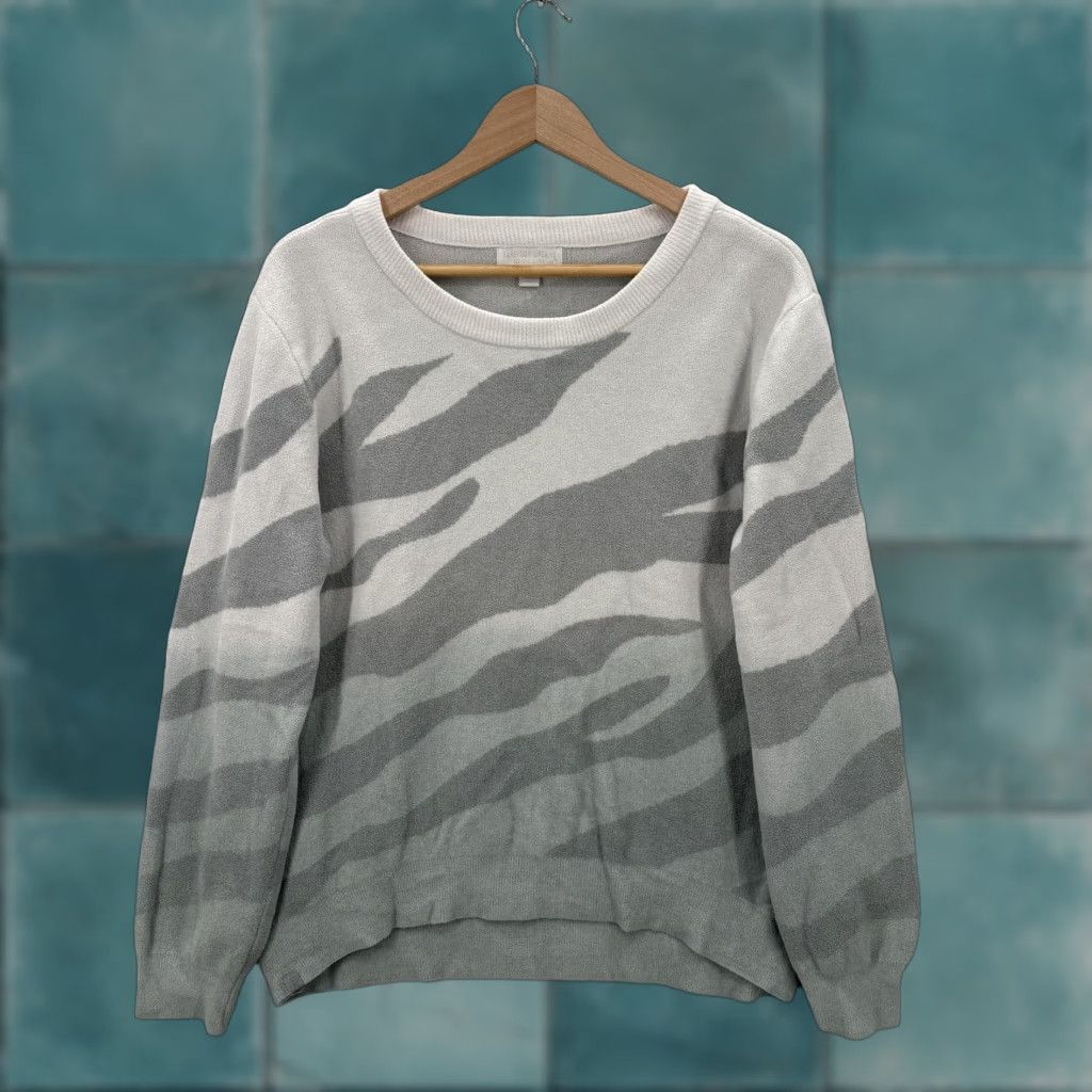 Vintage Barefoot Dreams Sweater Womens Large Gray Cozychic Ultra Lite Animal Pullover Size L / US 10 / IT 46 - 1 Thumbnail