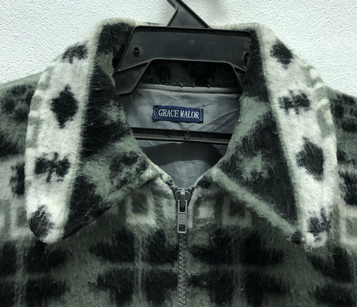Japanese Brand Vintage Grace Valor Geometric Pattern Fleece Zip Jacket Size US L / EU 52-54 / 3 - 3 Thumbnail
