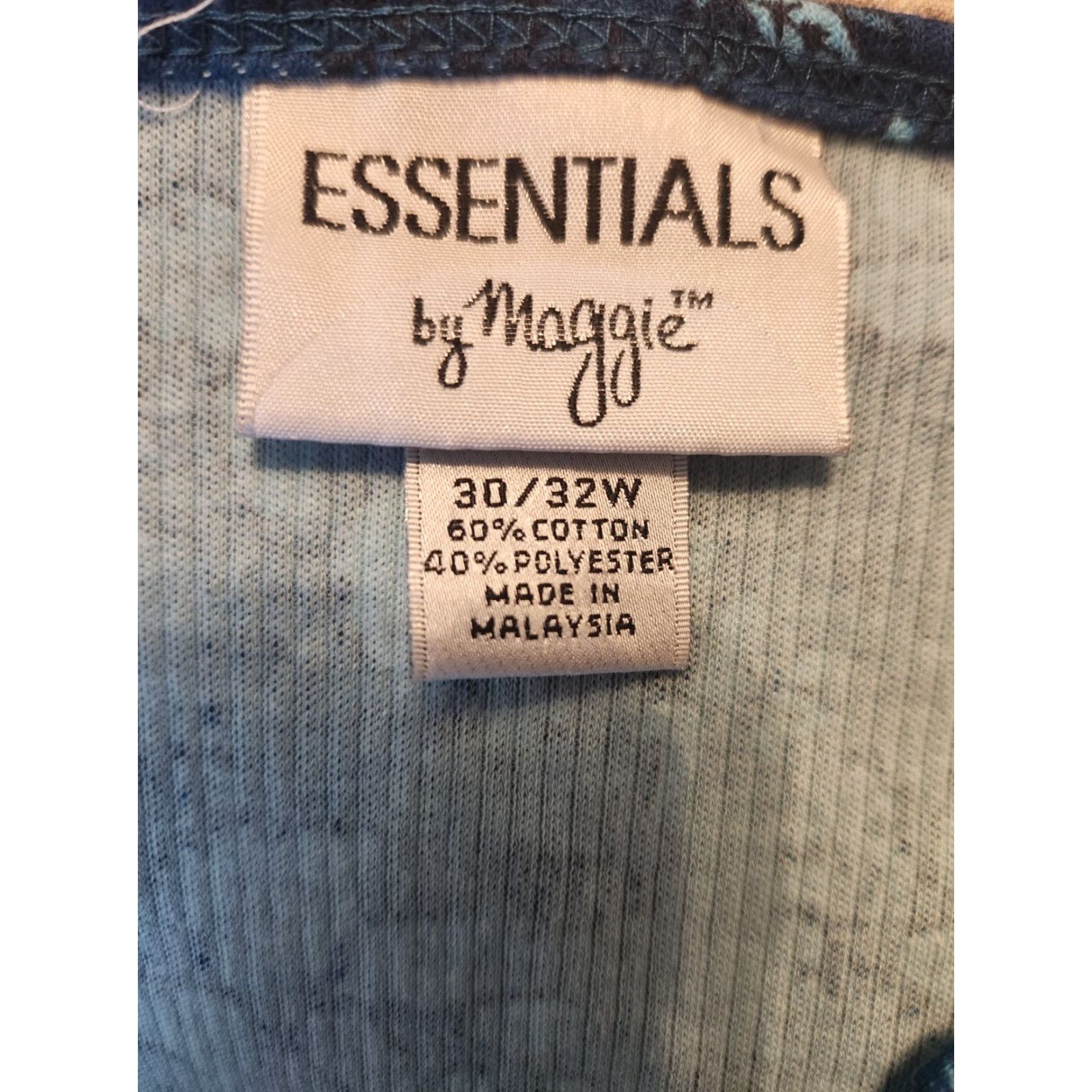 Essentials Essentials by Maggie Teal Floral Ribbed Texture V-Neck Top Shirt Plus 30/32 Blue Women Mens Girls Size 4XL / US 24-26 - 6 Thumbnail