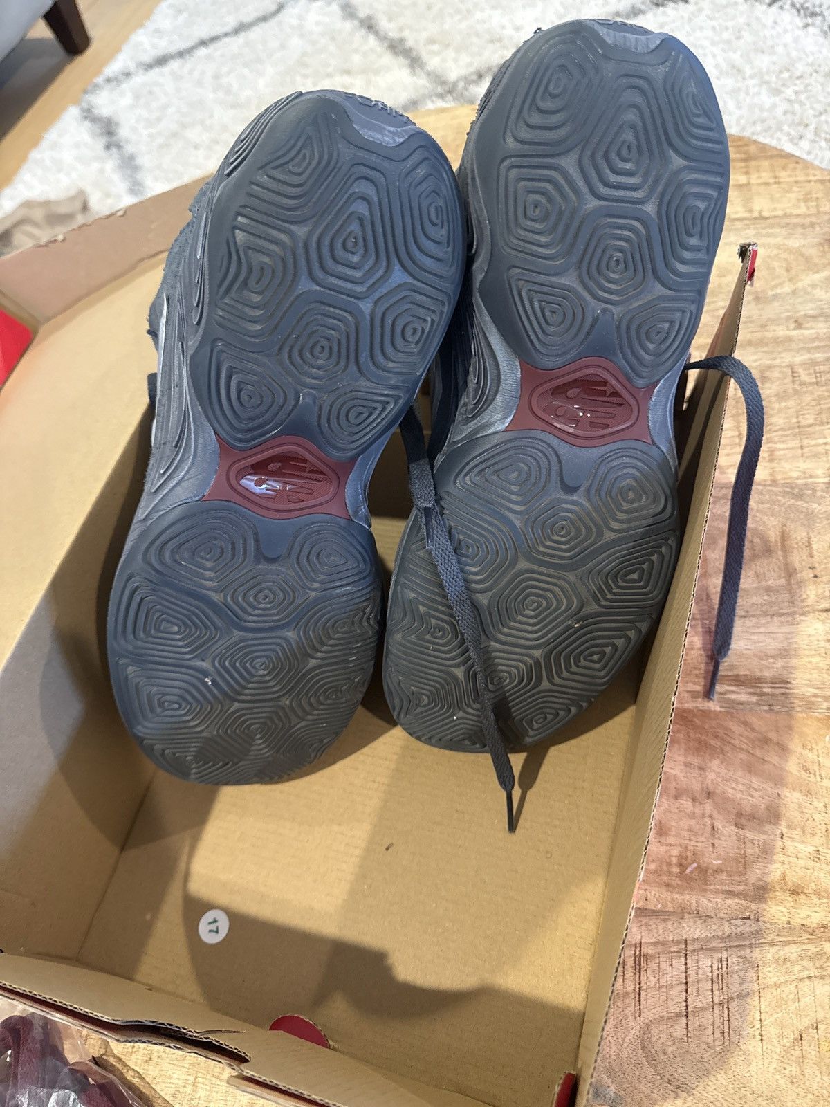 New Balance Fresh Foam BB v2 Size US 11 / EU 44 - 4 Thumbnail
