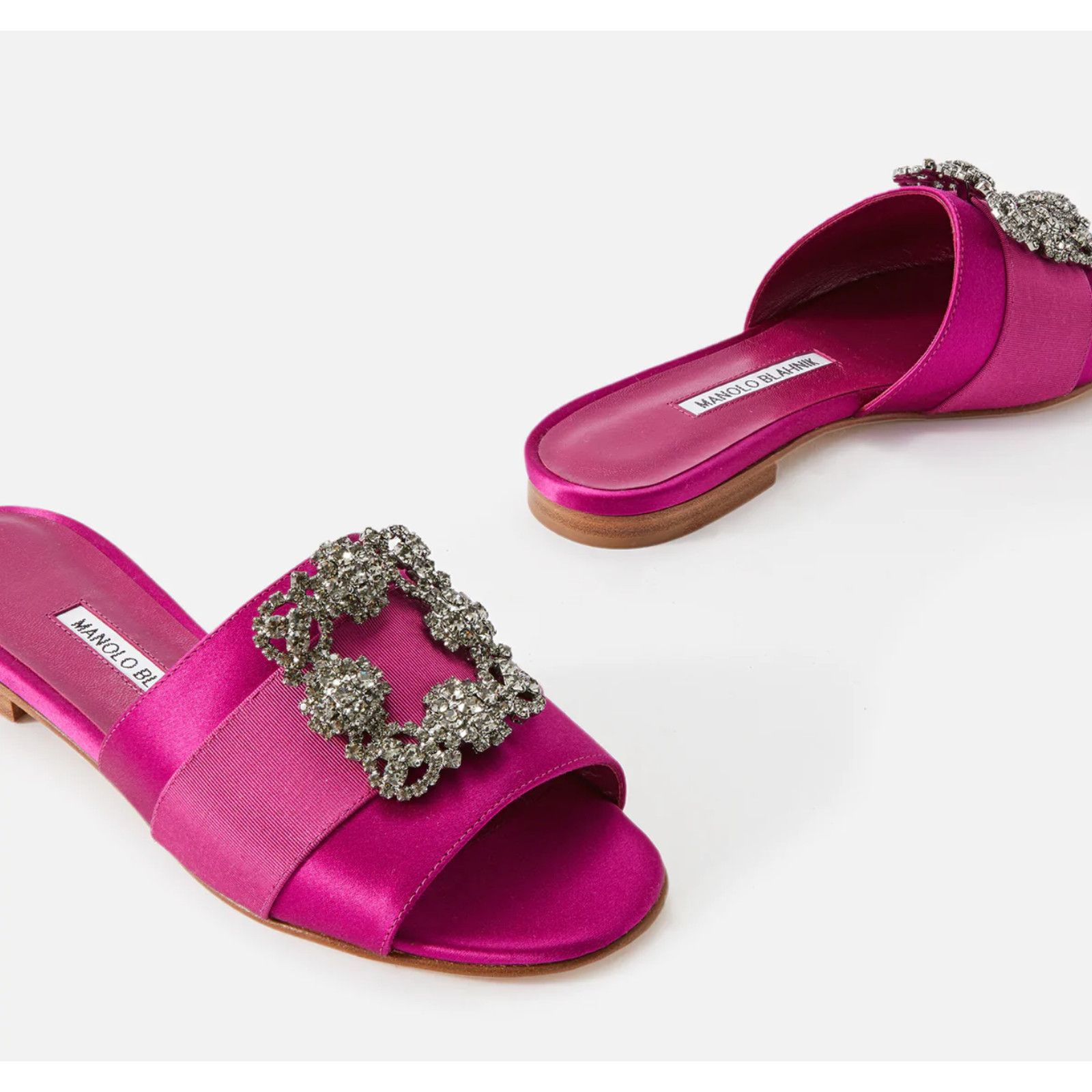 Manolo Blahnik Manolo Blahnik Martamod Hangisi Crystal Buckle Pink Satin Size US 7.5 / IT 37.5 - 6 Thumbnail
