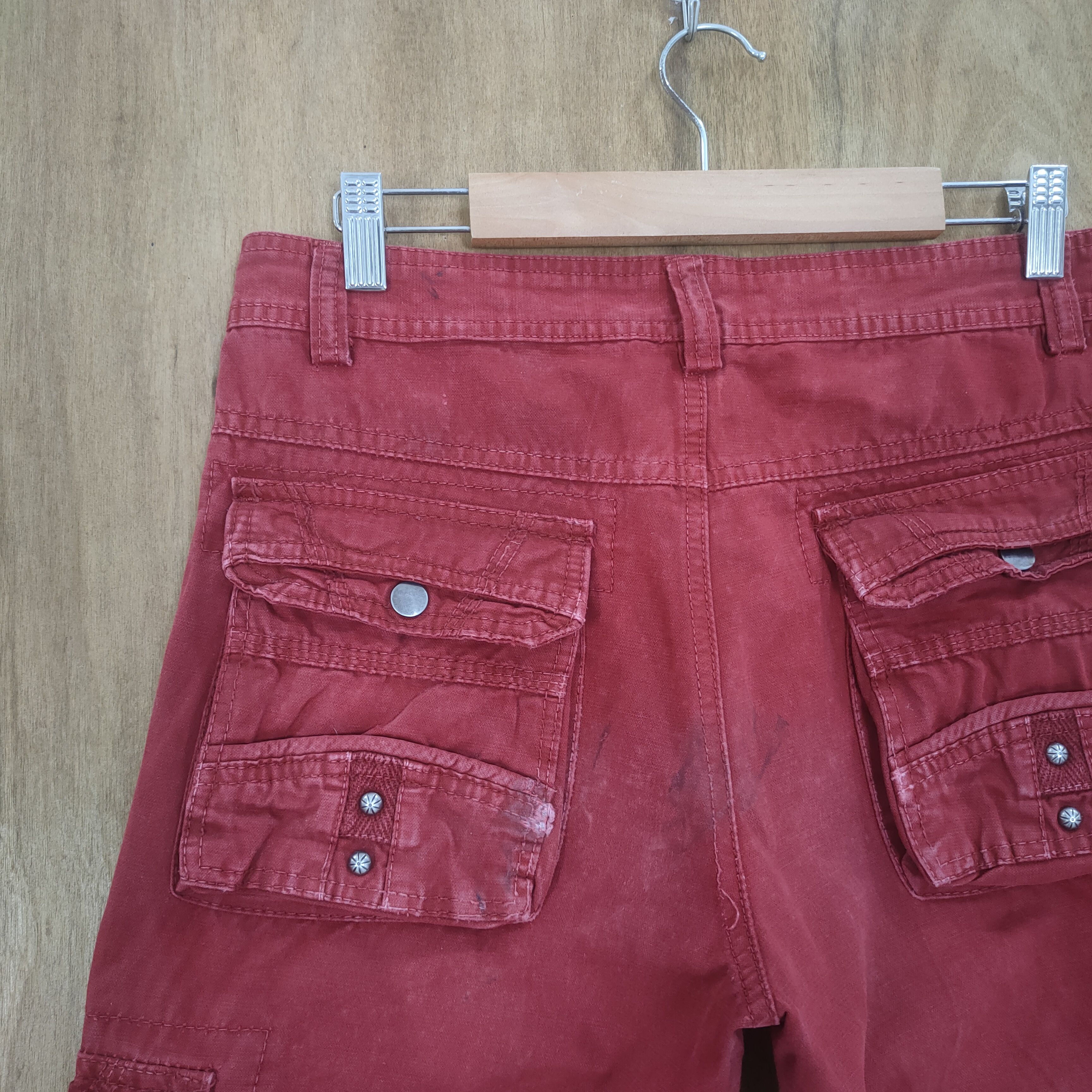 Japanese Brand VINTAGE JAPANESE 10 POCKET RED CARGO PANTS Size US 30 / EU 46 - 9 Thumbnail