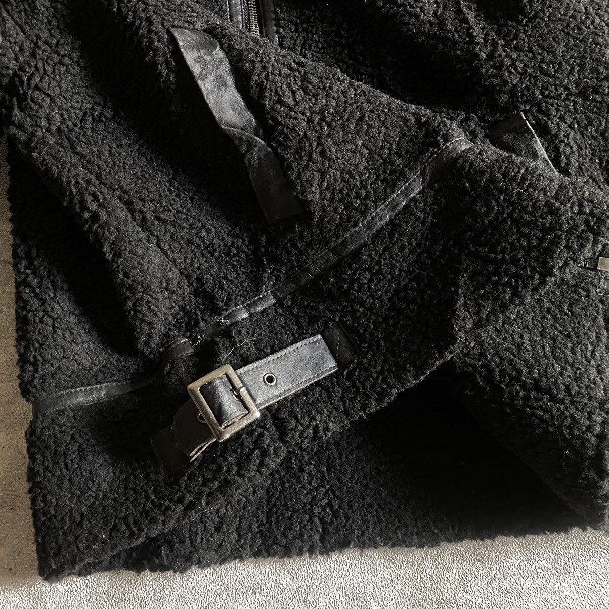 Japanese Brand GRL Sherpa Buckle Neck Size US L / EU 52-54 / 3 - 3 Thumbnail