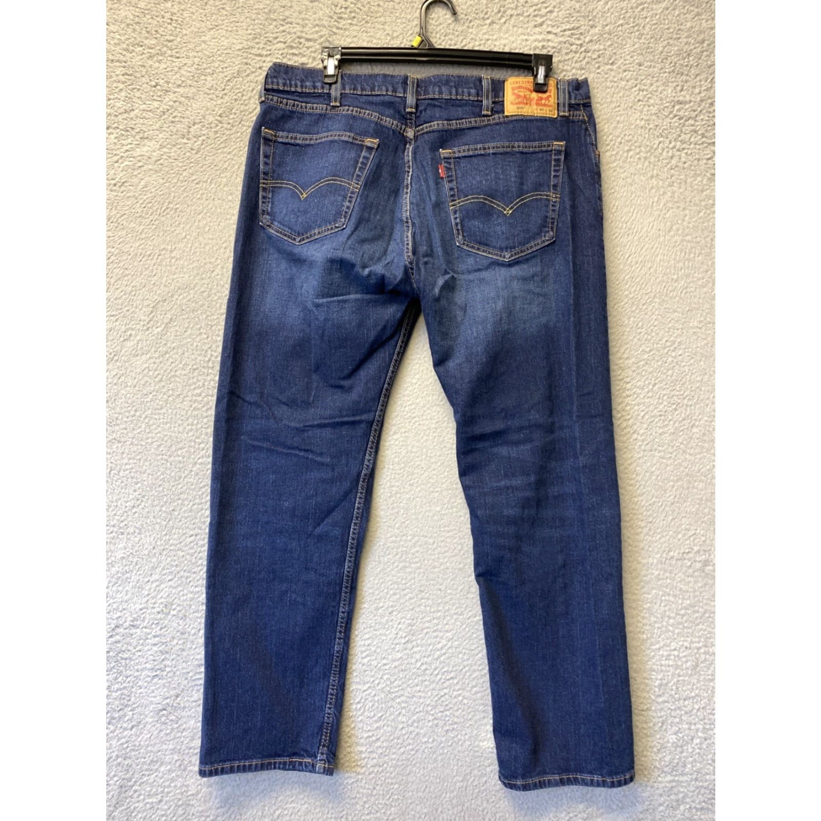 Levi's Levi's 505 Jeans Men 40x32 Straight Leg Denim Medium Wash Cotton Adult Classic Size US 40 / EU 56 - 6 Thumbnail