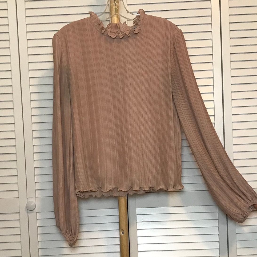 Other She + Sky Satin Smocked Neck Long-Sleeve Cropped Blouse L Size L / US 10 / IT 46 - 2 Thumbnail
