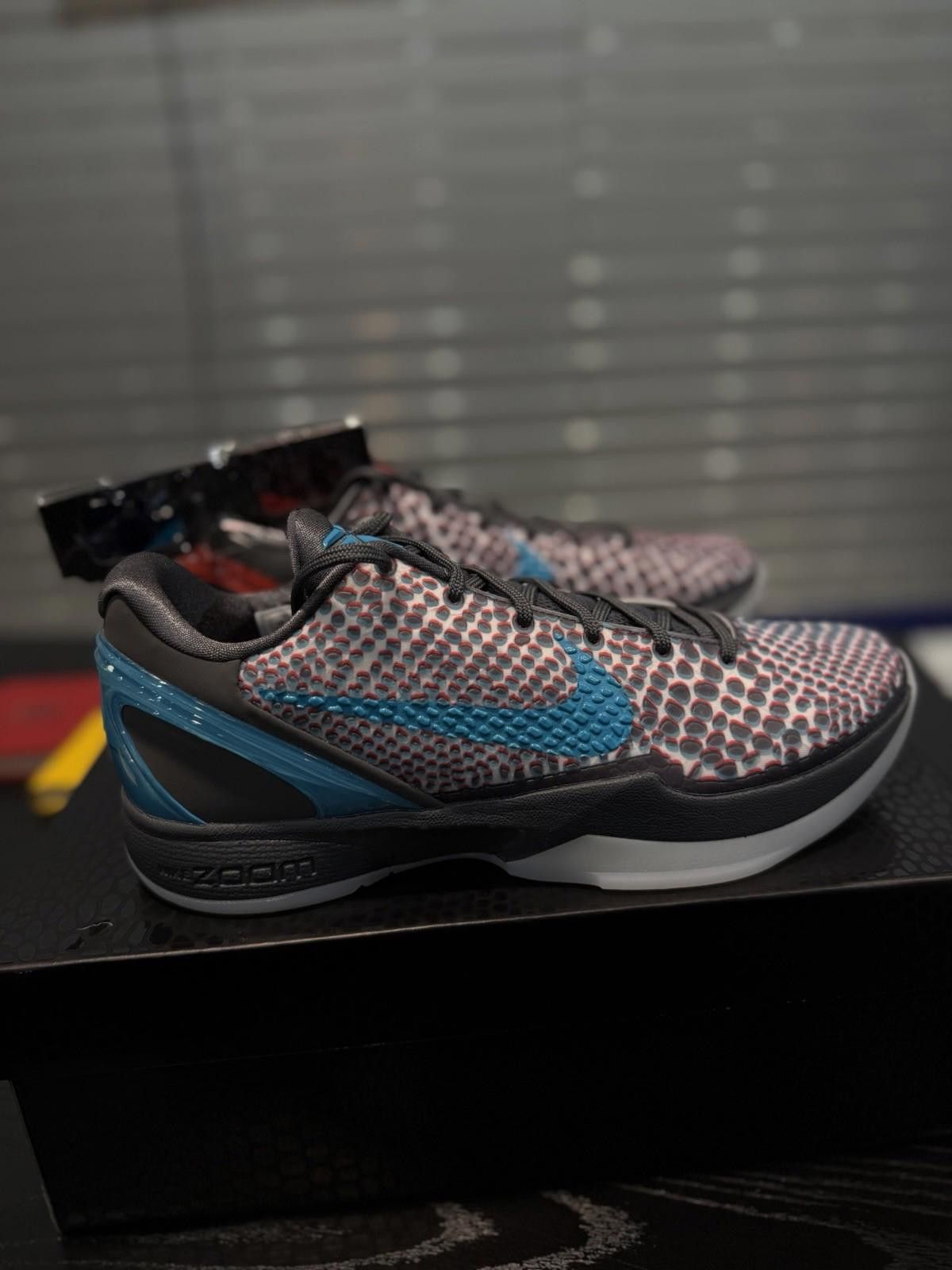 Nike Size 9.5 Men’s - Nike Zoom Kobe 6 All-Star 3D Hollywood Size US 9.5 / EU 42-43 - 2 Thumbnail