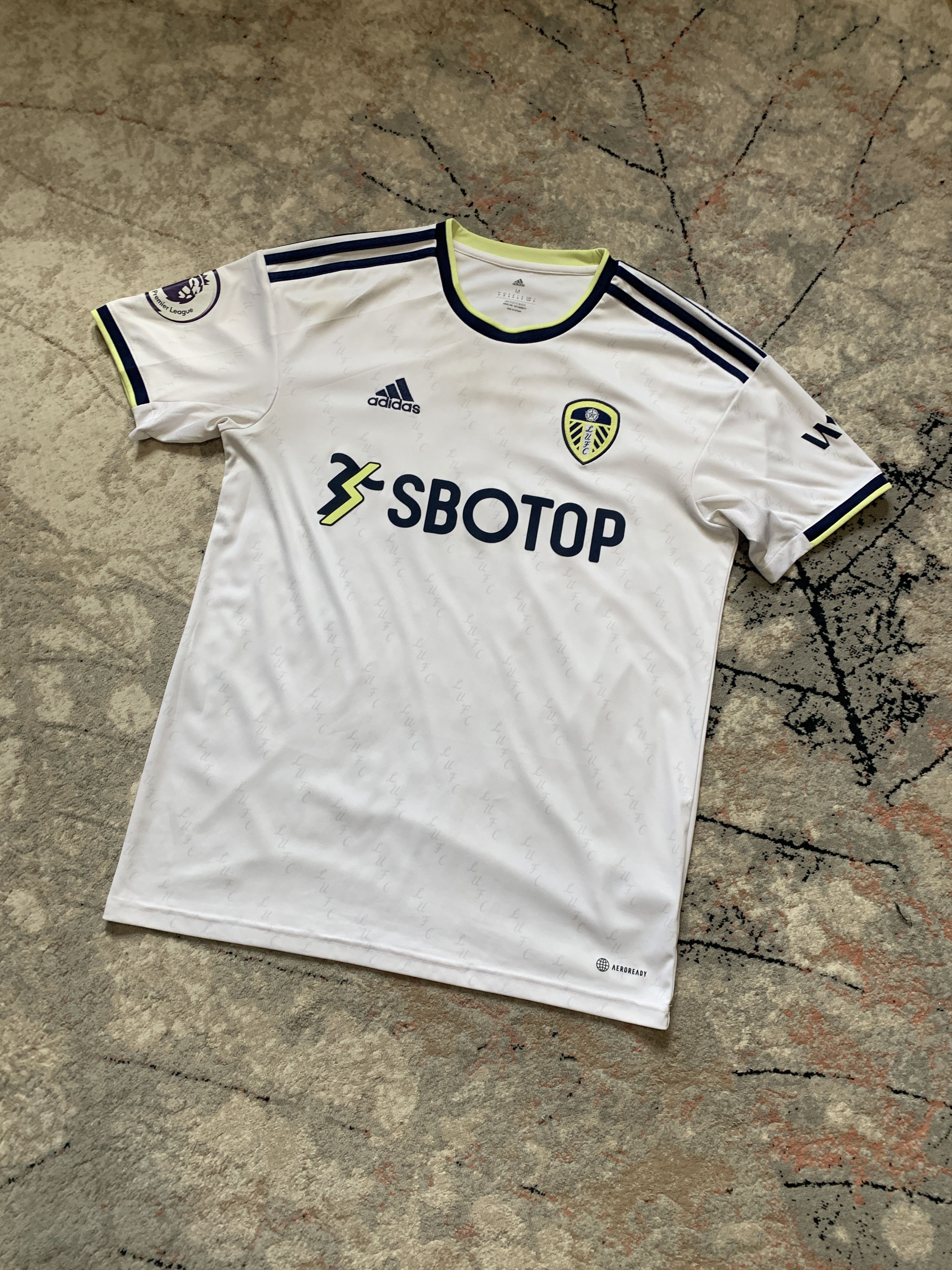 Adidas Adidas Leeds United AARONSON 7 Jersey 2022/2023 Size US M / EU 48-50 / 2 - 1 Thumbnail
