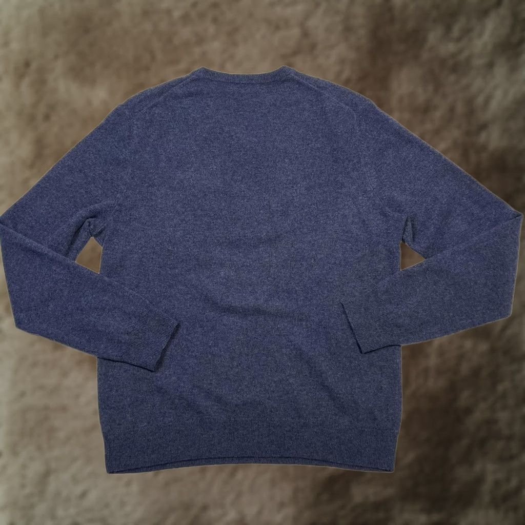 Saks Fifth Avenue Saks Fifth Avenue Sweater Mens Large Blue Cashmere Pullover V-Neck Soft Classic Size US L / EU 52-54 / 3 - 1 Thumbnail