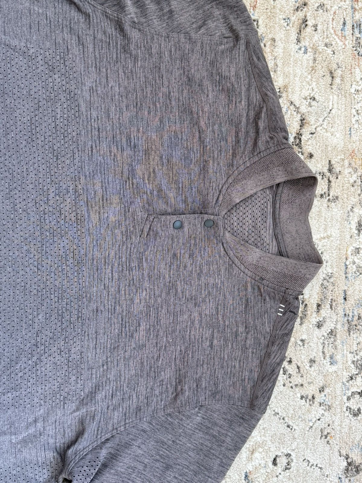 Lululemon Lululemon Swiftly Tech Henley 2.0 #golf Size US XL / EU 56 / 4 - 2 Thumbnail