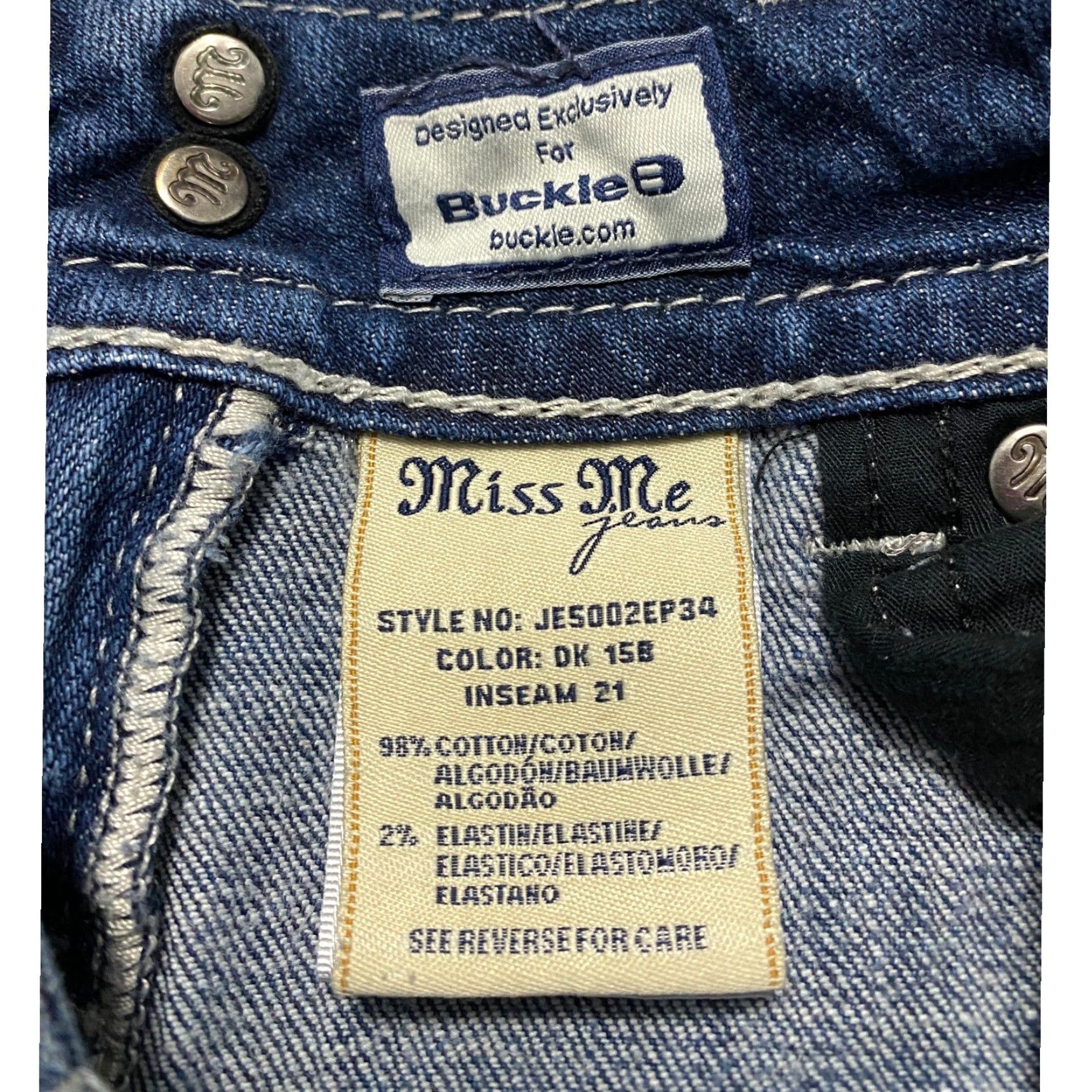 Miss Me Miss Me Jeans Capri Women 25 Distressed Paisley Embellished Pockets 5-Pocket Design Denim Capris Blue Size 42" / US 20 - 6 Thumbnail