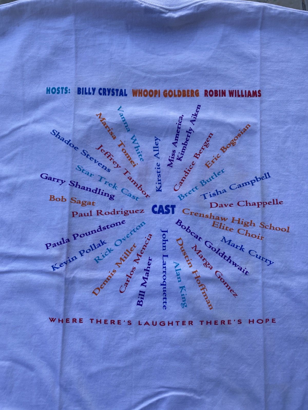 Vintage Vintage Comic Relief VI Tee 90s USA Fruit of the Loom Size US XL / EU 56 / 4 - 8 Thumbnail
