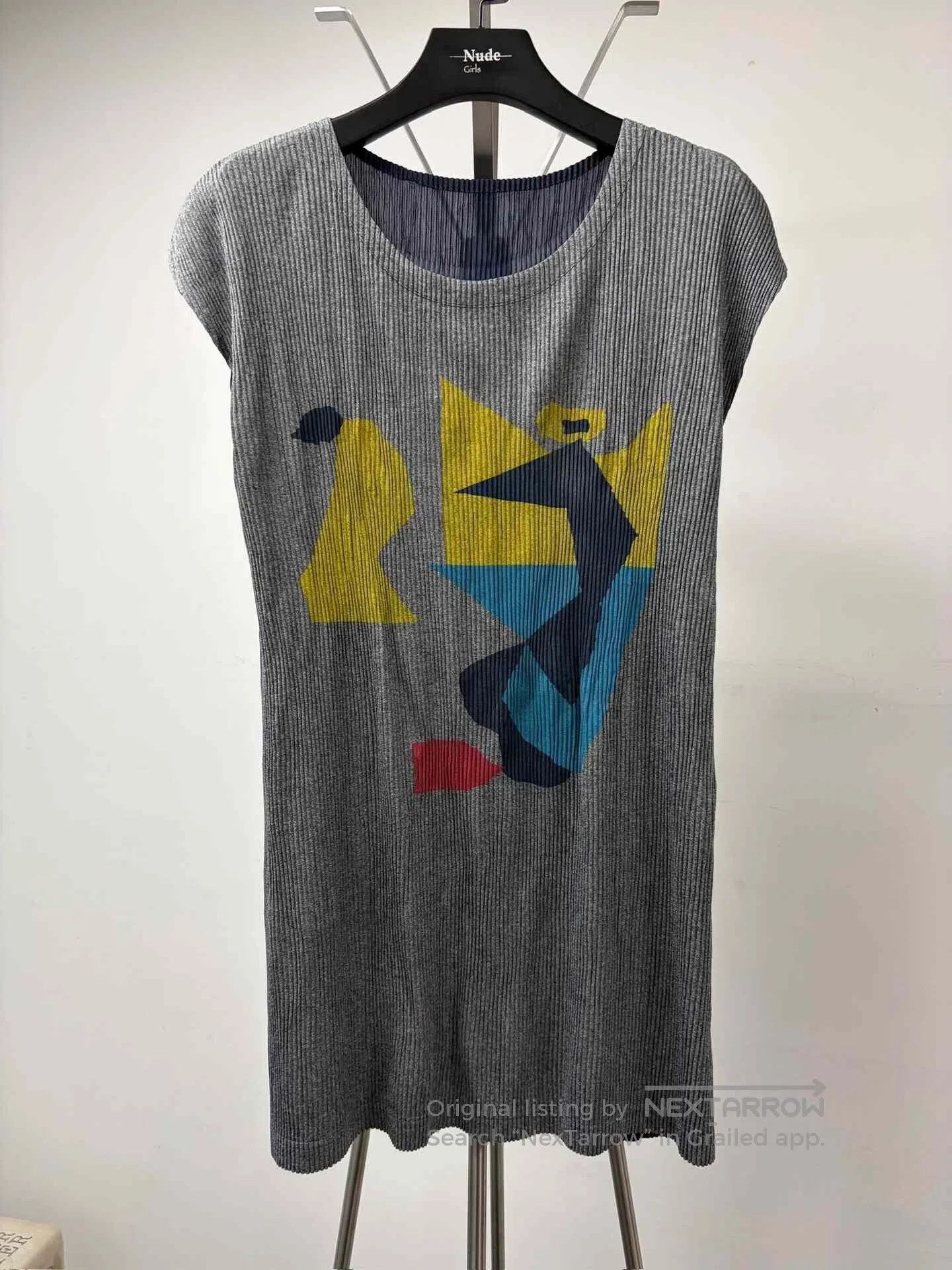Pleats Please Issey Miyake Pleats Please Issey Miyake Pleated Top. Size XXL / US 16-18 / IT 52-54 - 1 Thumbnail