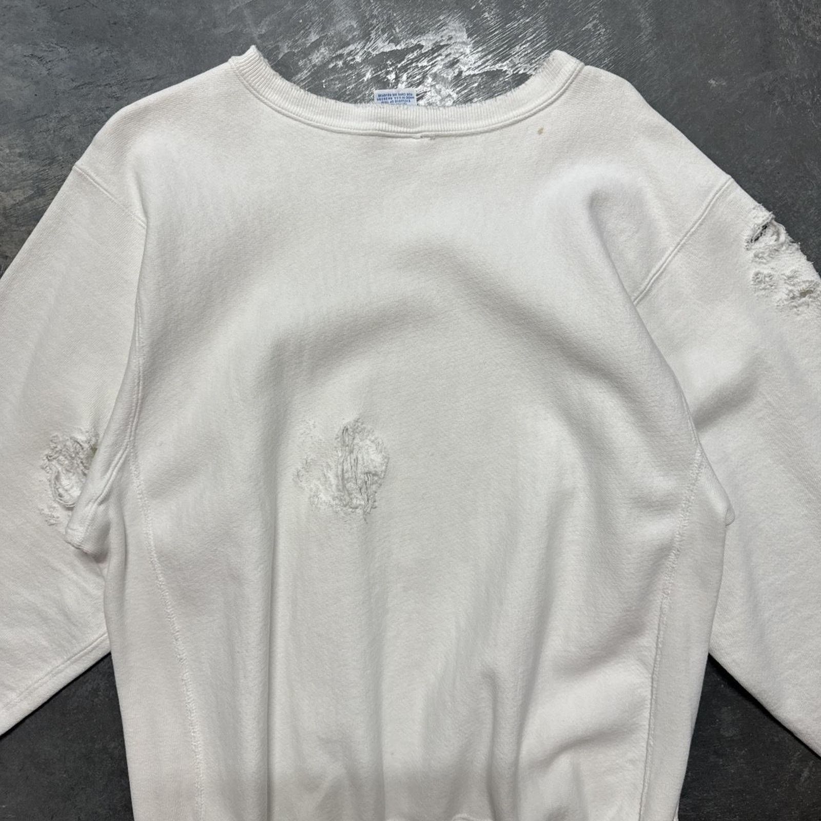 Champion × Vintage Champion Reverse Weave Vintage 90s Distressed Thrashed Size US L / EU 52-54 / 3 - 8 Thumbnail