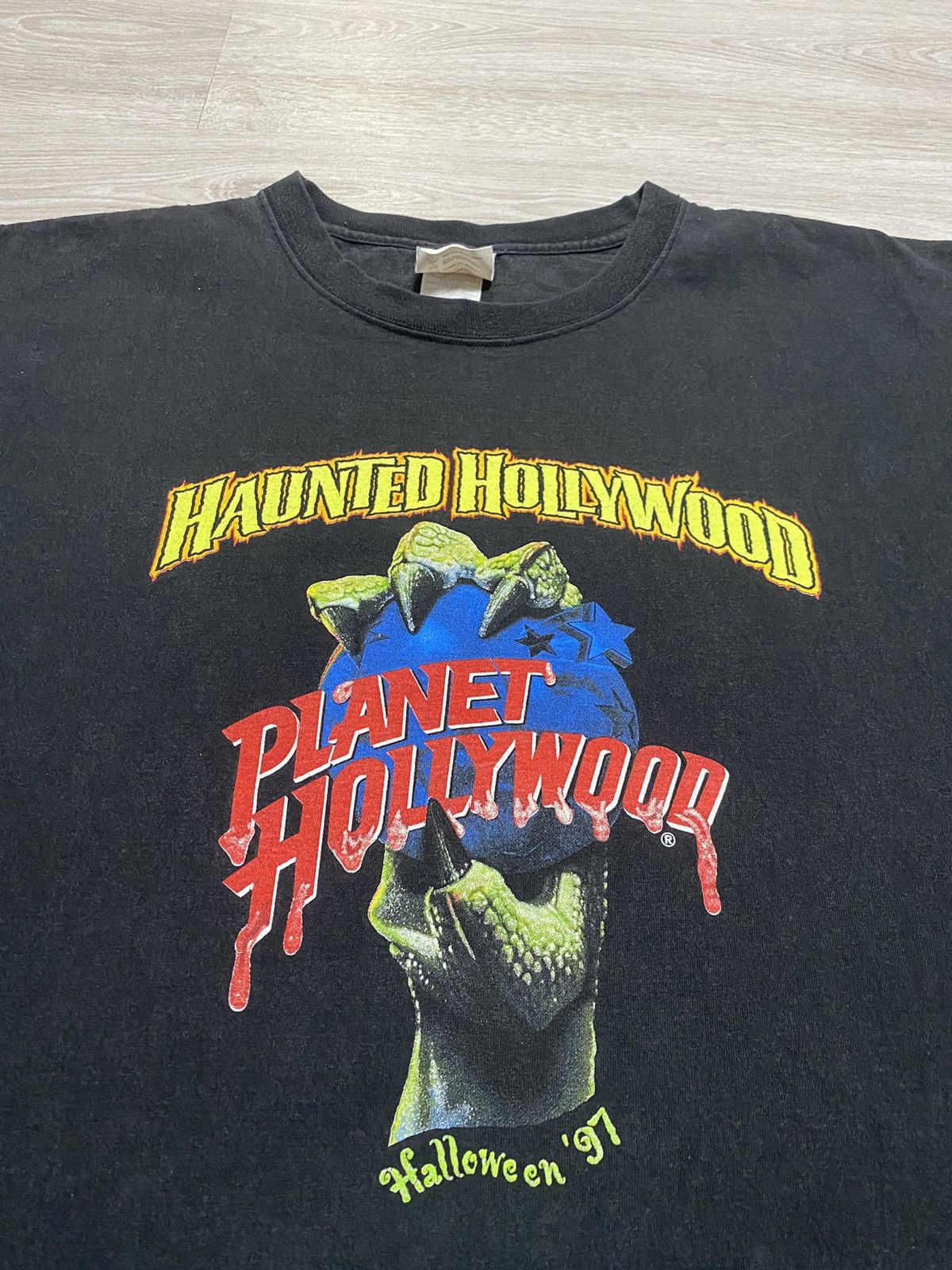 Universal Studios Vintage Planet Hollywood Haunted Hollywood size Xl 1997 Size US XL / EU 56 / 4 - 2 Thumbnail
