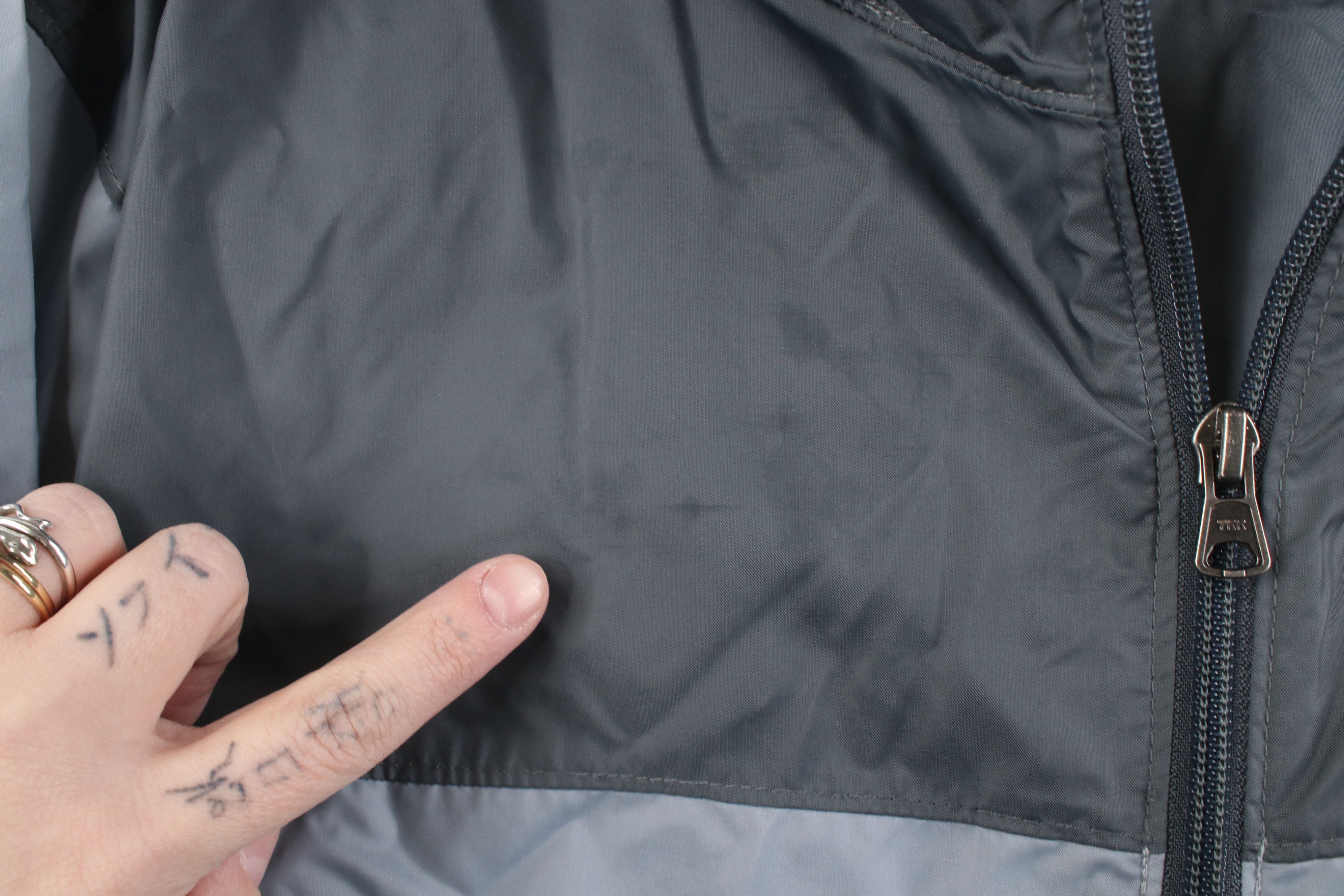 Columbia Y2K Columbia Color Block Hooded Windbreaker Rain Jacket Gray Size US M / EU 48-50 / 2 - 6 Thumbnail