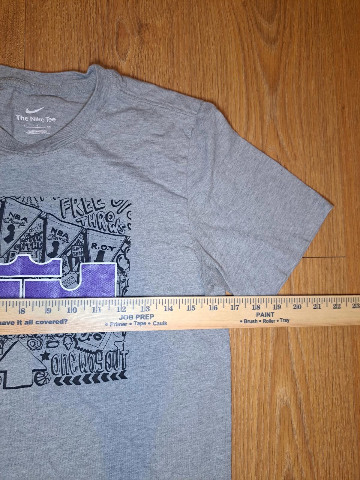 Nike Nike Lebron James T Shirt Mens Small Gray Big Logo Cotton Size US S / EU 44-46 / 1 - 6 Thumbnail