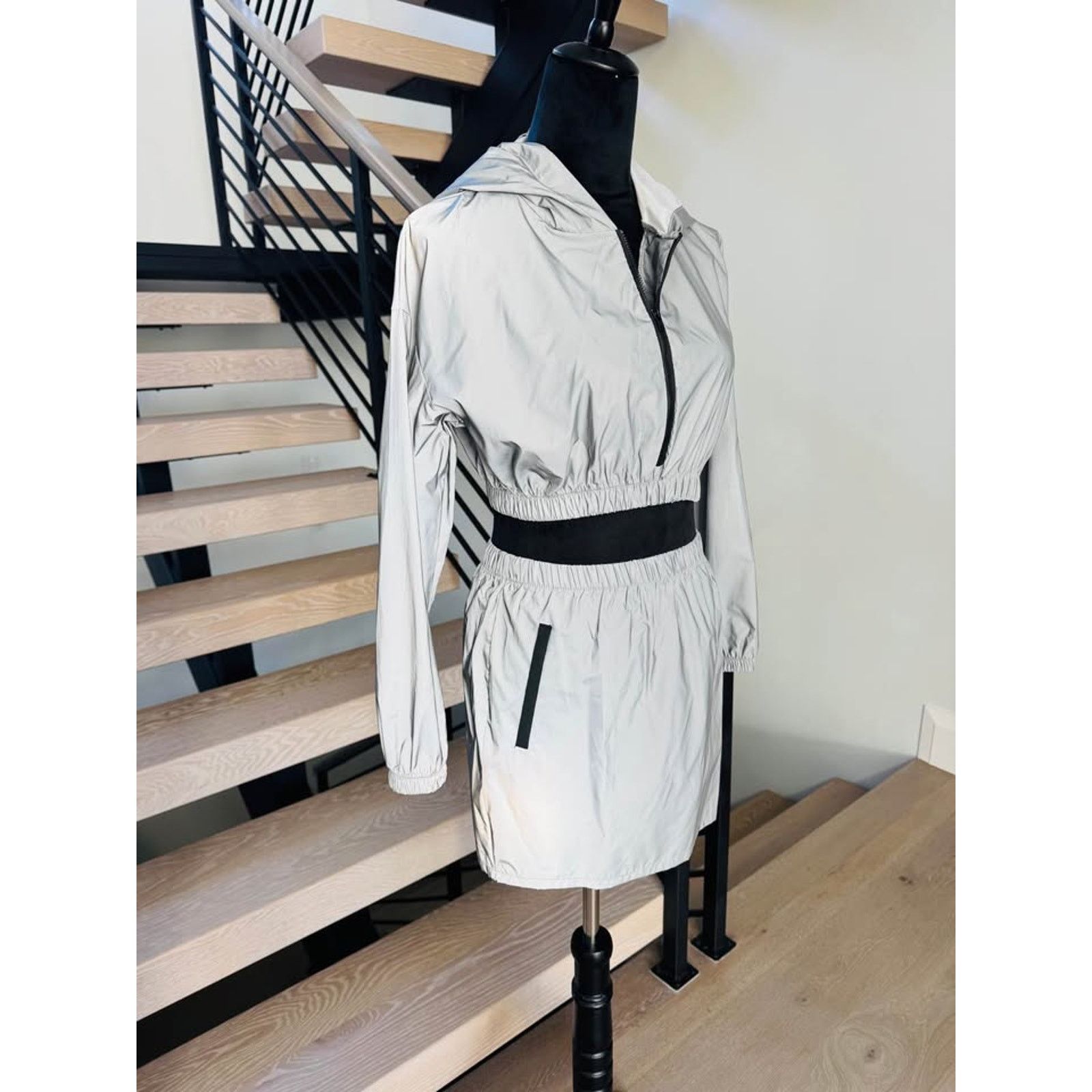 Other Reflective 2 Piece Set Hoodie Crop Top Skirt size XS Size XS / US 0-2 / IT 36-38 - 2 Thumbnail