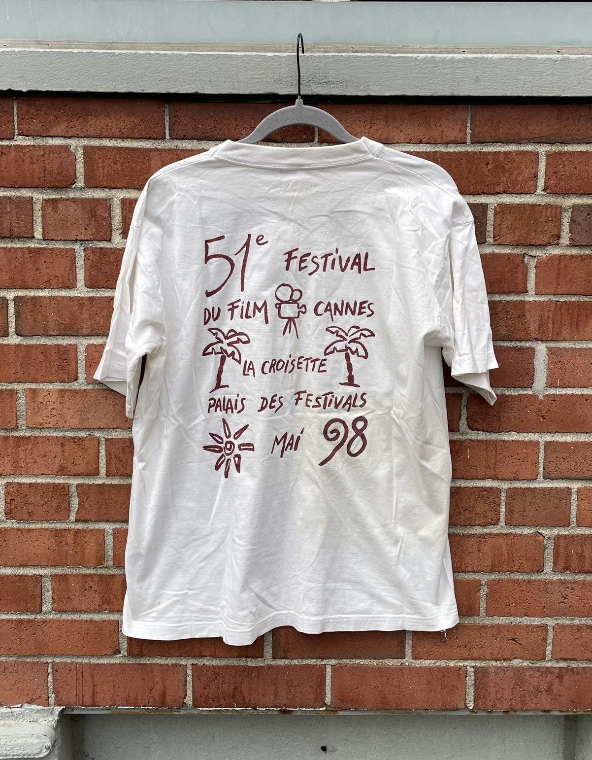 Vintage Vintage 1998 51st Cannes Film Festival Graphic T Shirt Size US L / EU 52-54 / 3 - 8 Thumbnail