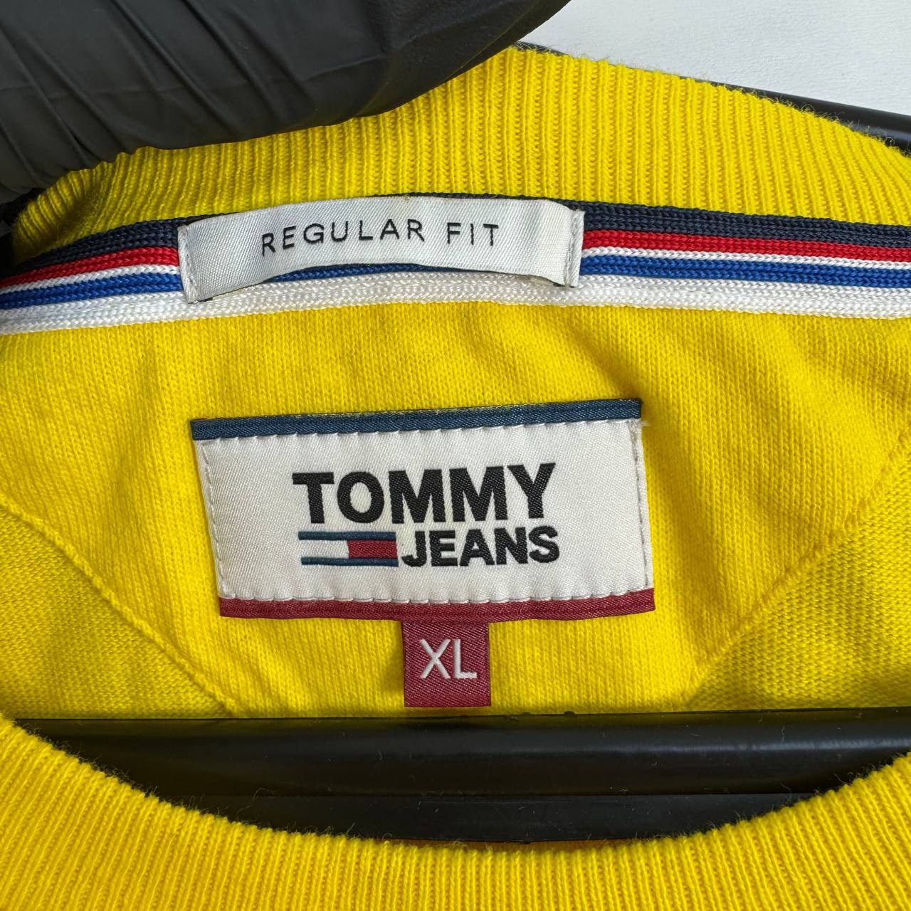 Tommy Jeans Tommy Jeans Spell Out Logo T-Shirt Yellow Mens Size XL Size US XL / EU 56 / 4 - 3 Thumbnail