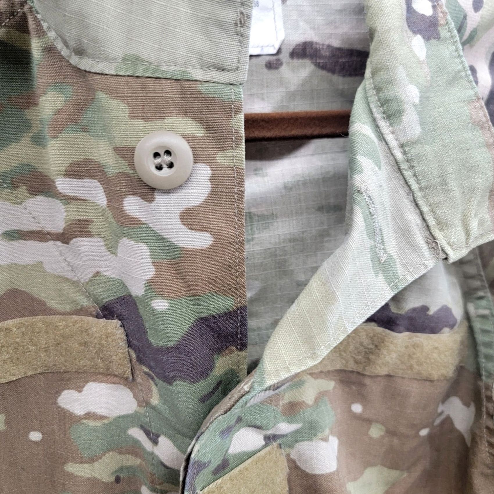Vintage US Army Camouflage Button Up Shirt Perimeter Insect Guard Men's Small Long Shirt Size US S / EU 44-46 / 1 - 2 Thumbnail