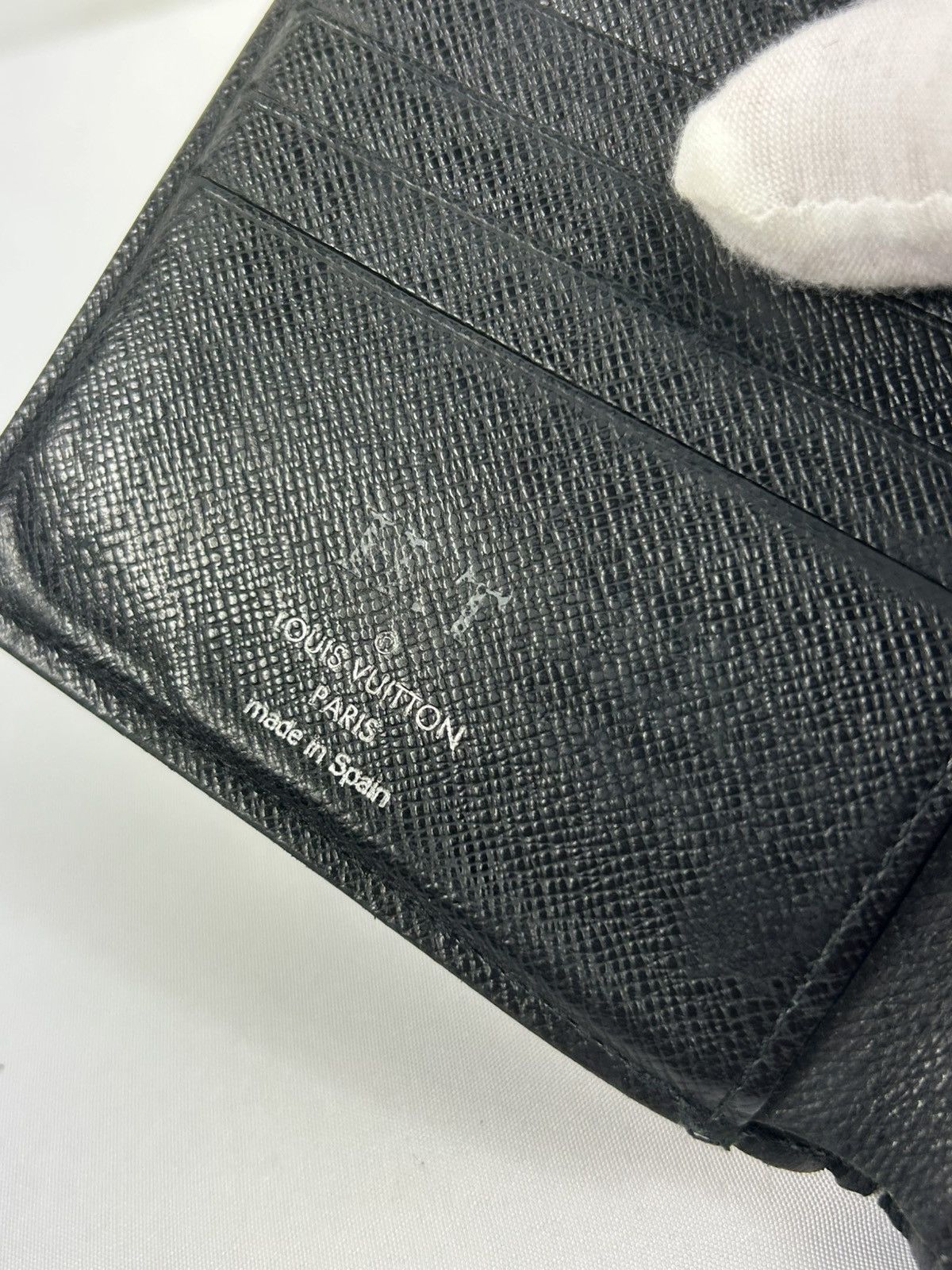 Louis Vuitton Louis Vuitton Cobalto Leather Bifold Wallet Size ONE SIZE - 4 Thumbnail